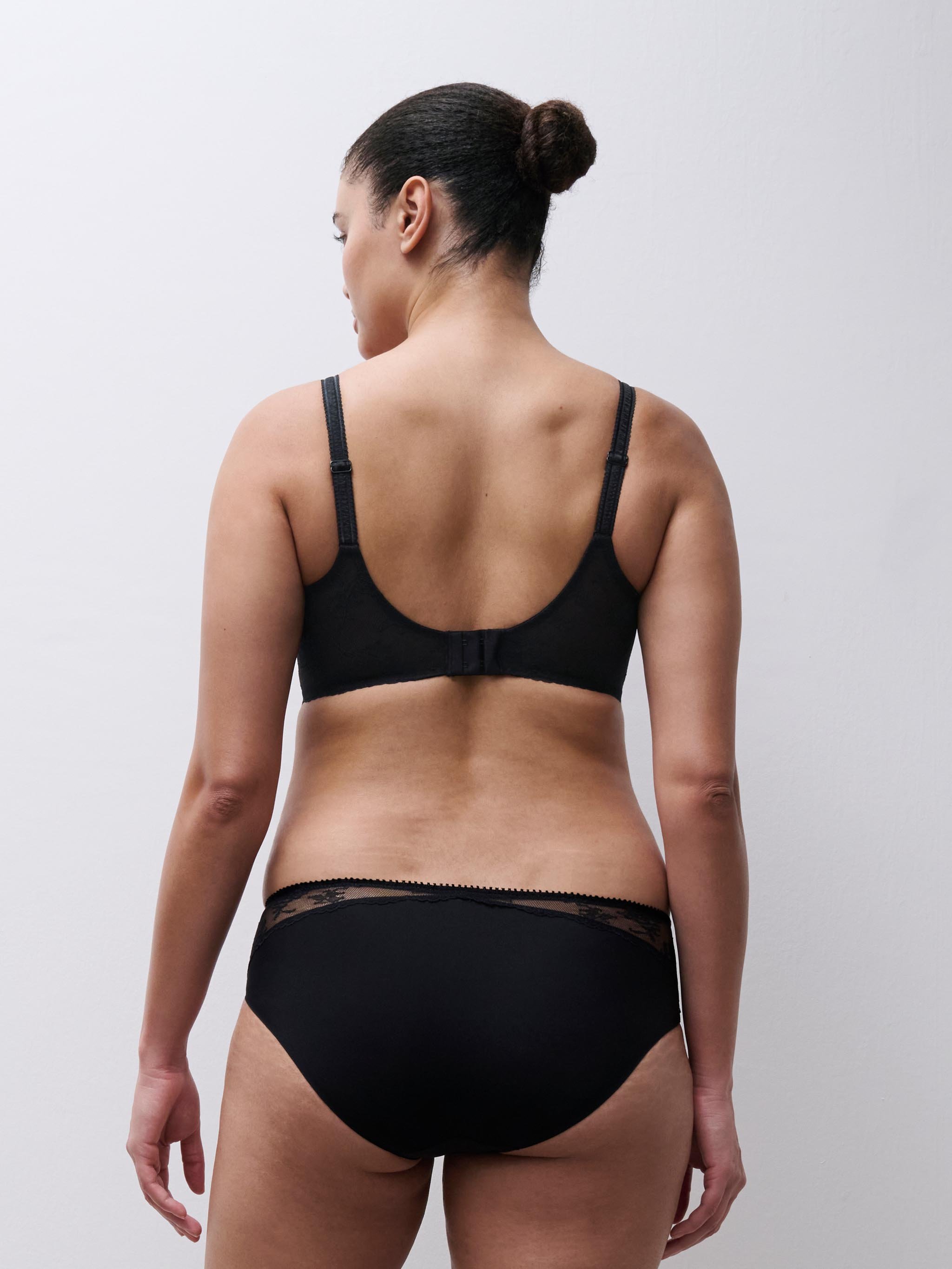 Non-wired bra with floral embroidery CHANTELLE Black