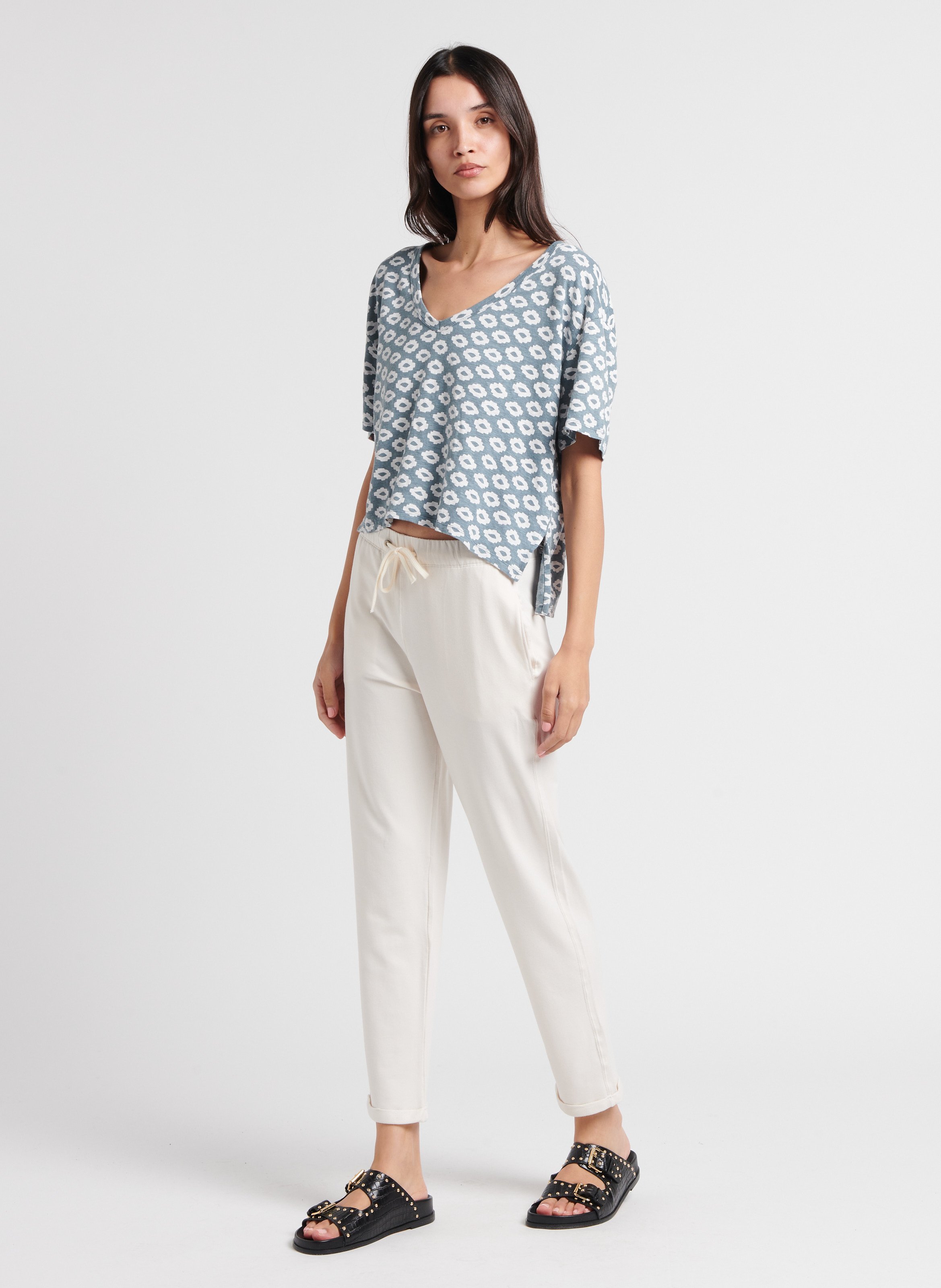 V-neck linen T-shirt MAJESTIC FILATURES Grey