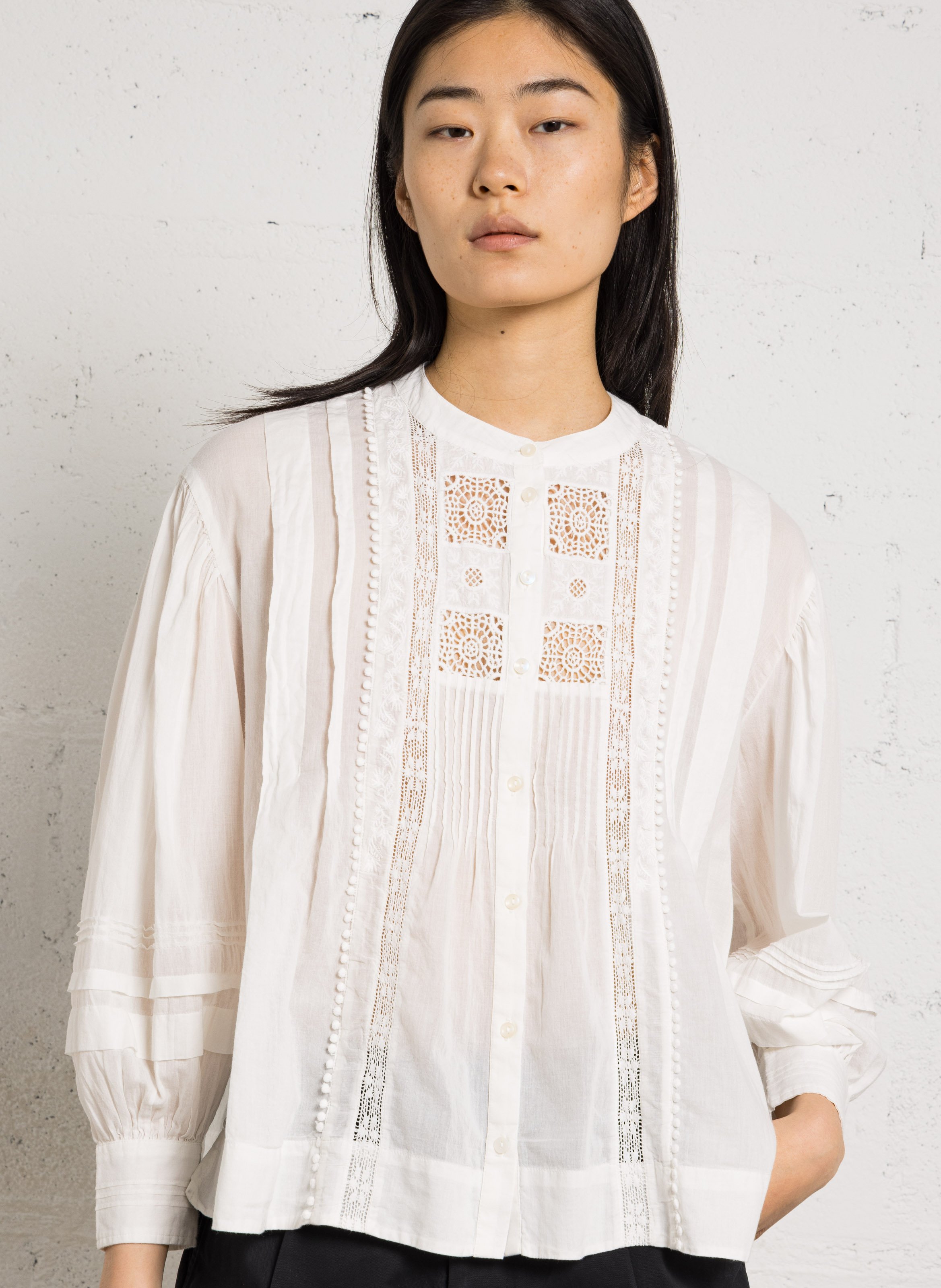 Wijde blouse van biokatoen LOUISE MISHA Wit