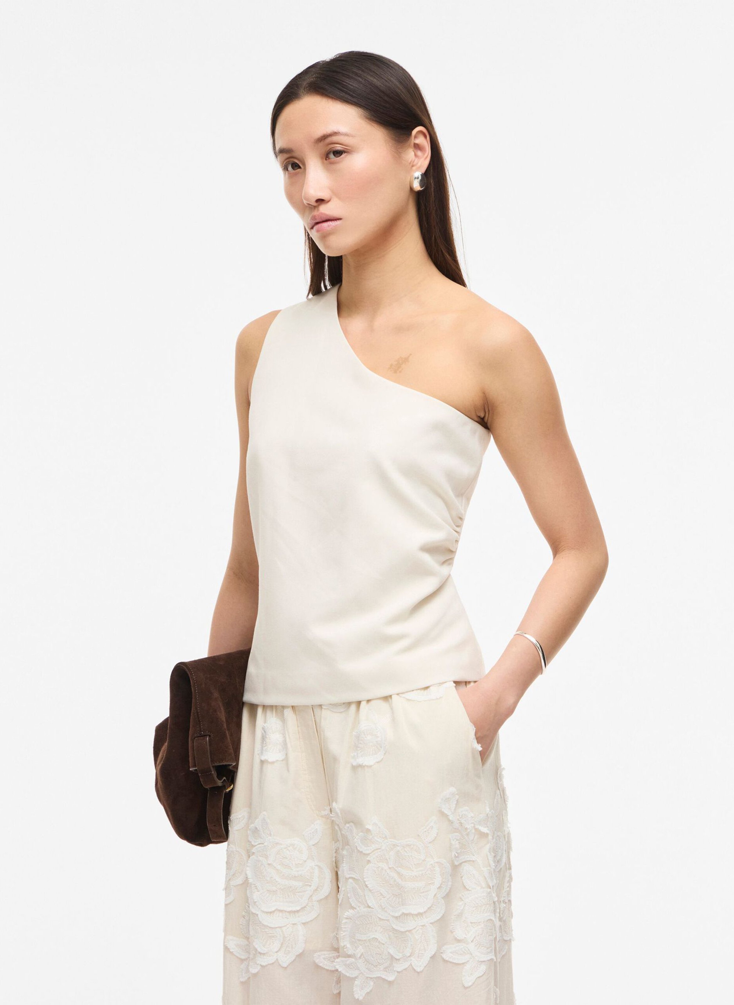 Top asymétrique sans manches  ROUGE EDIT Beige