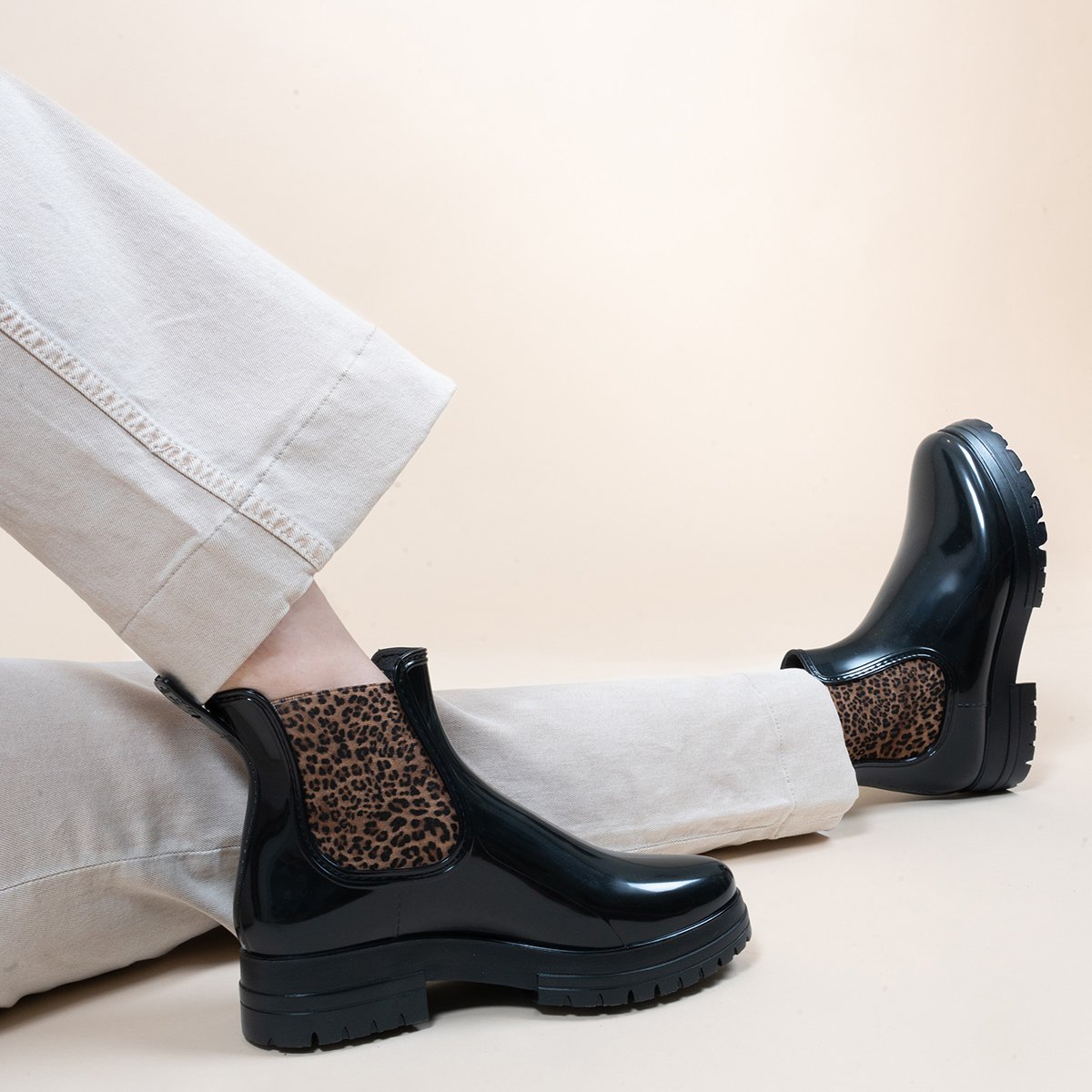 Lugged rain boots JULES & JENN Black