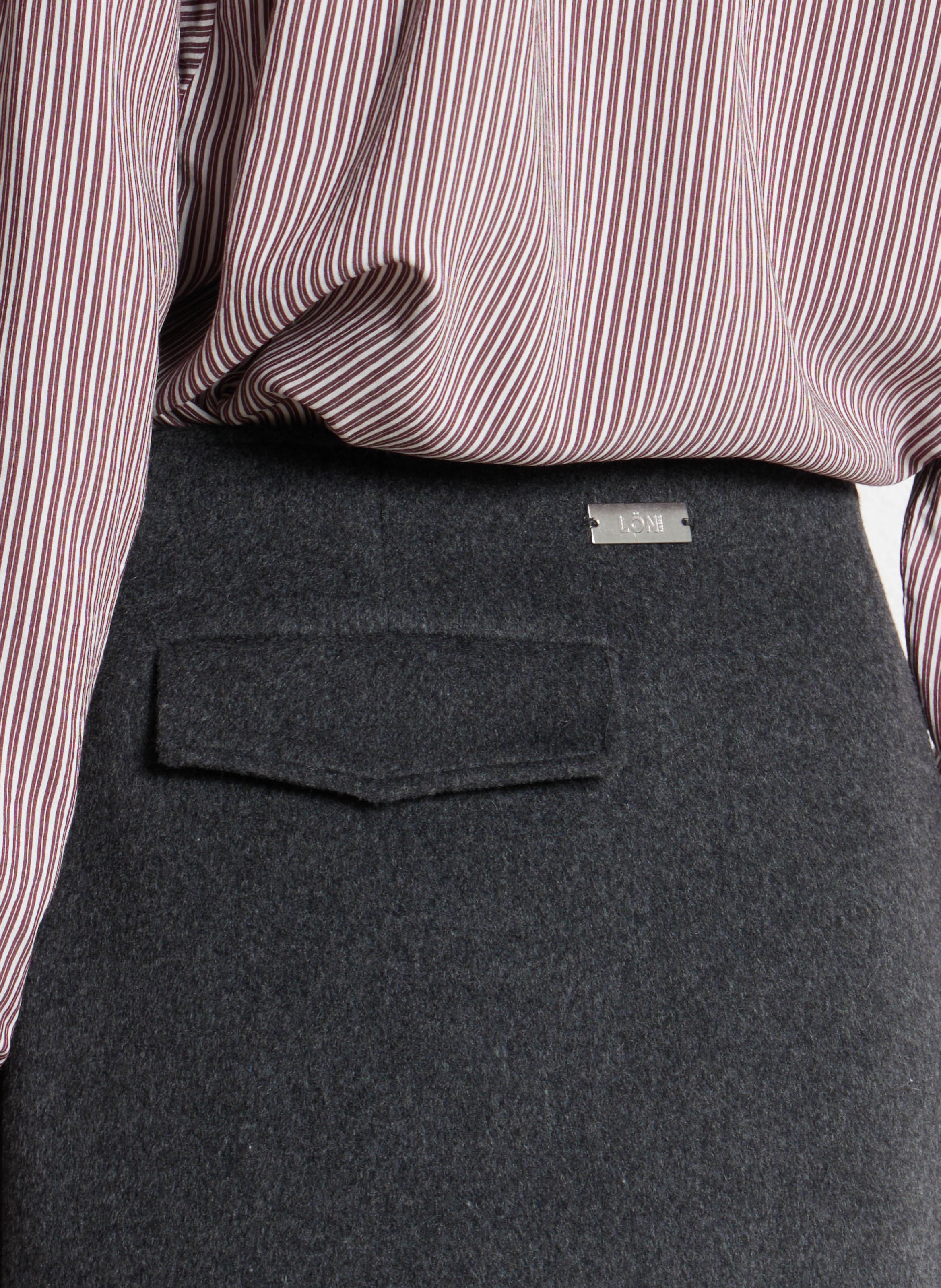 Jupe courte portefeuille en laine mélangée MARGAUX LONNBERG Argent