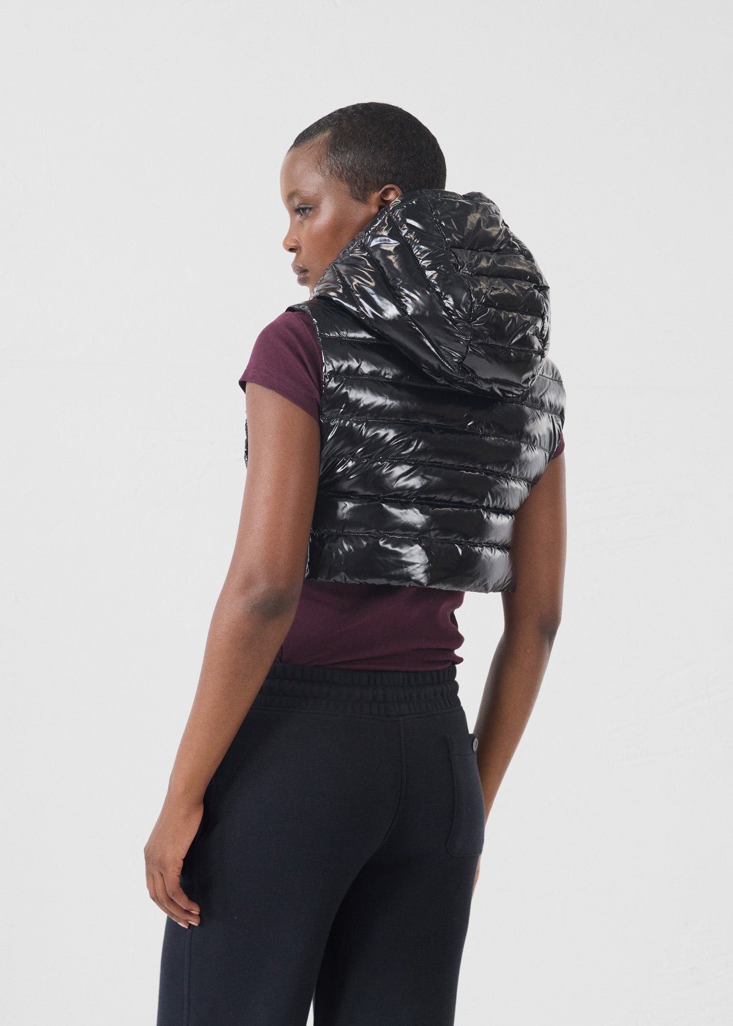 Laquered hood winged lacquered JOTT Black