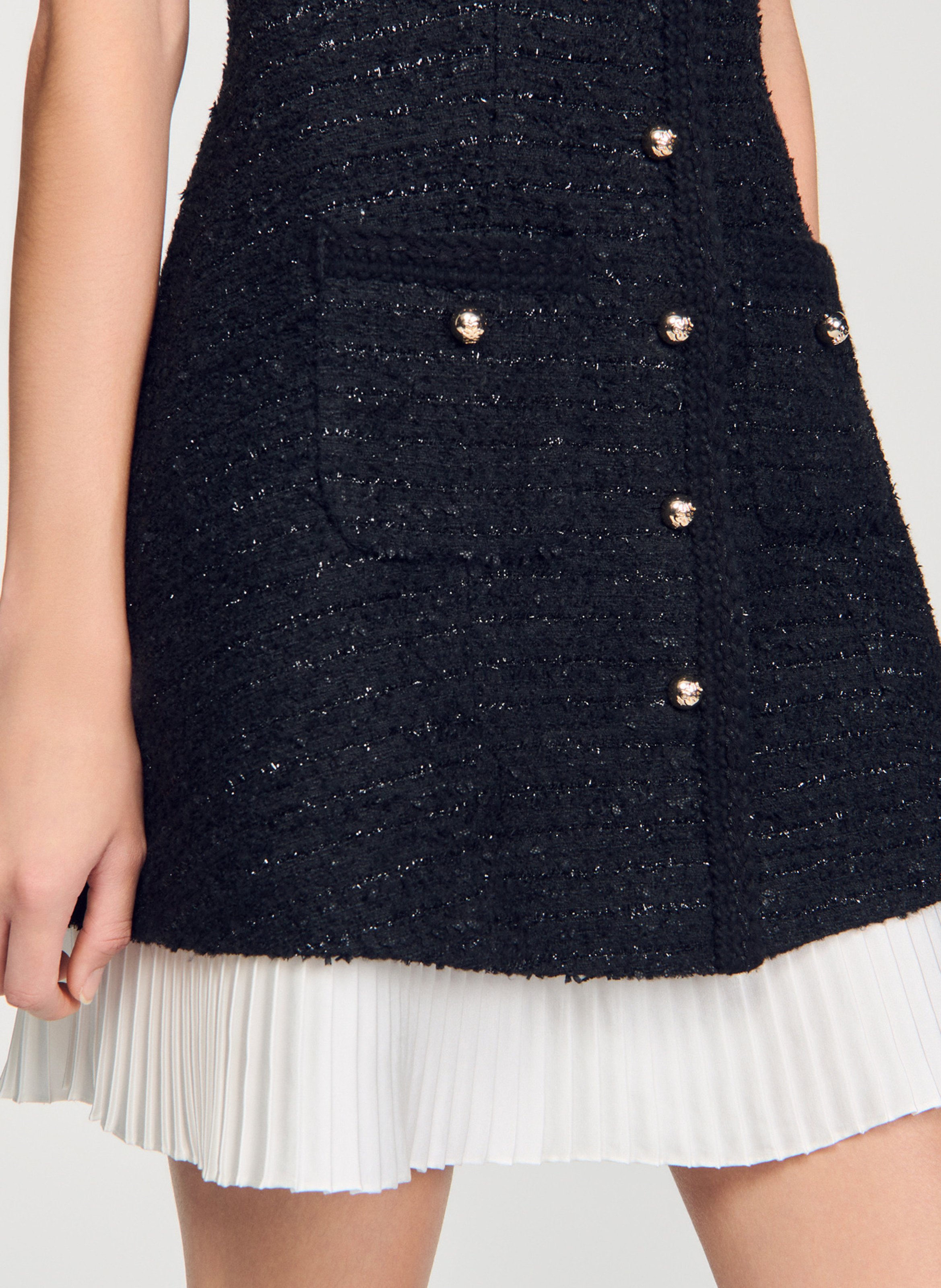 Kurzes Tweedkleid mit V-Ausschnitt SANDRO Schwarz