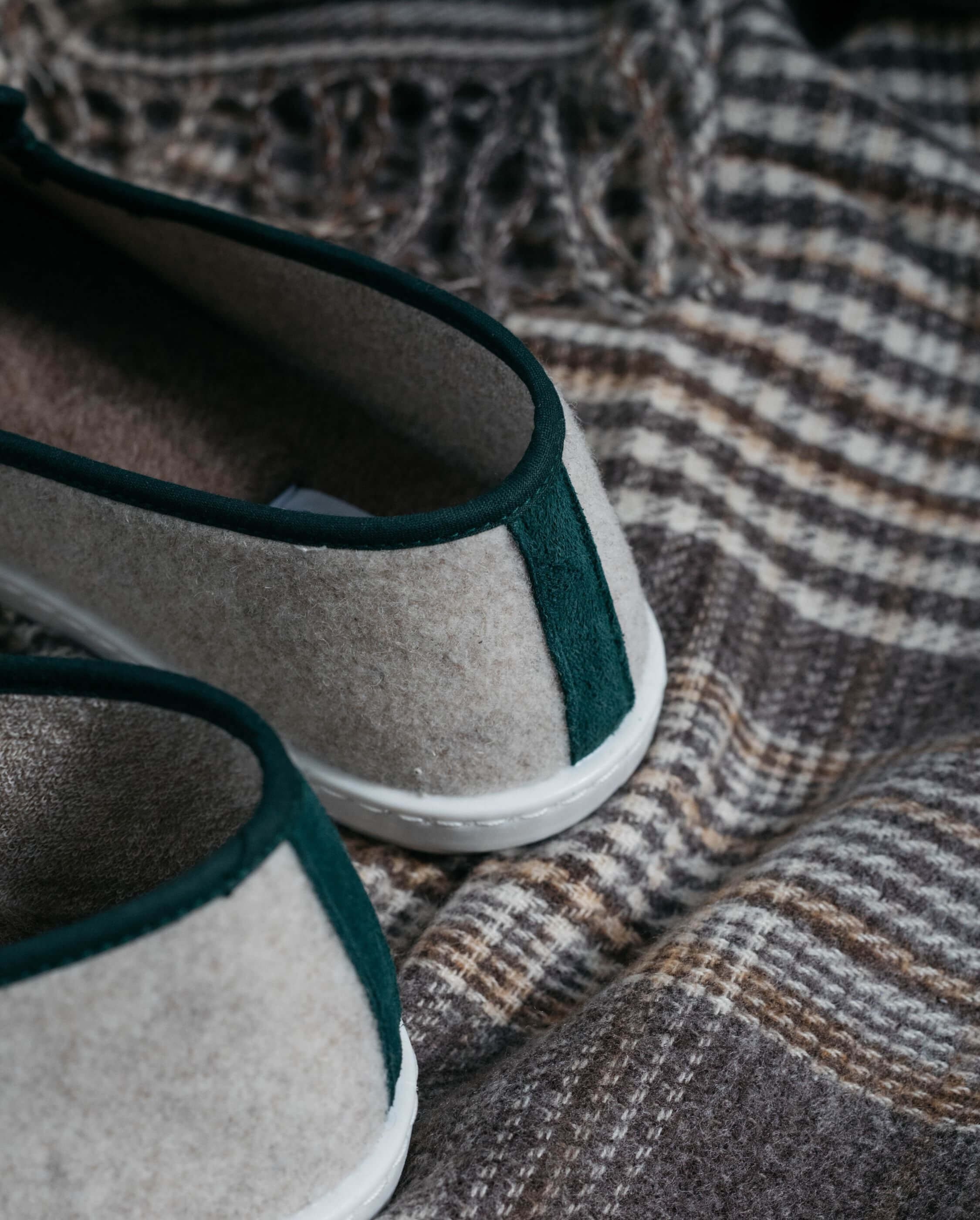 Men's wool slipper, beige basil green ANGARDE Beige