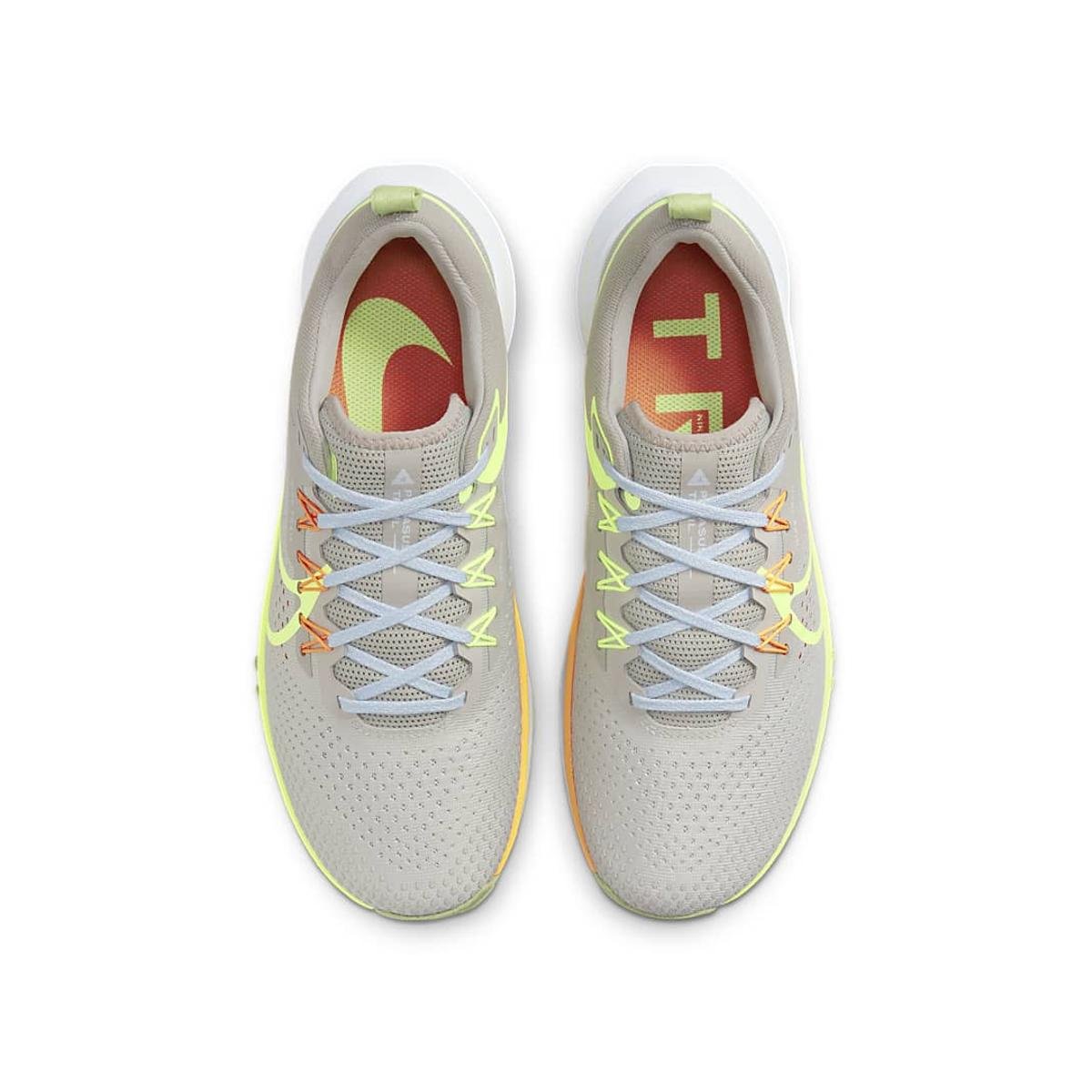 Baskets basses NIKE Gris