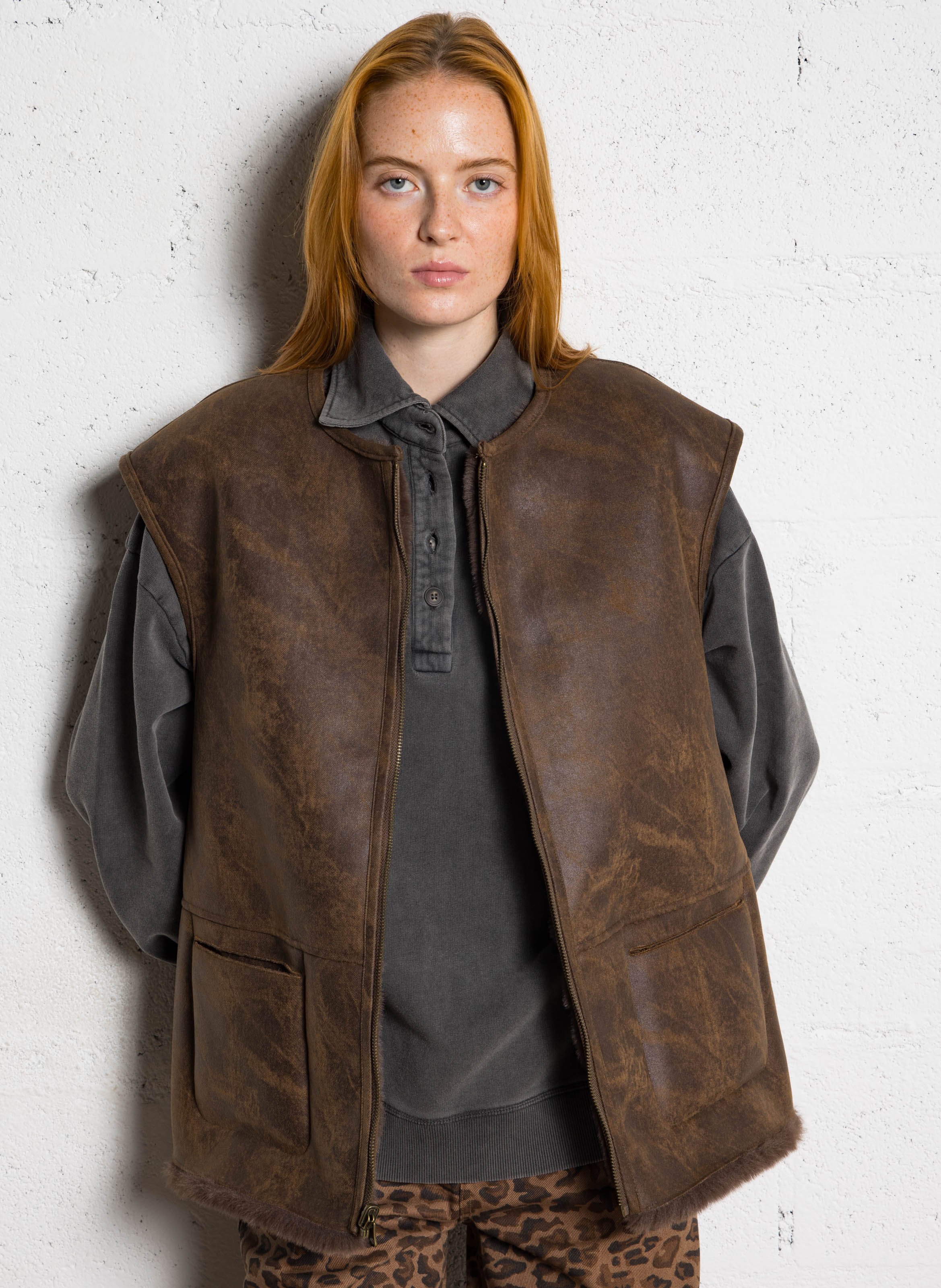 Sleeveless reversible jacket HOD PARIS Brown