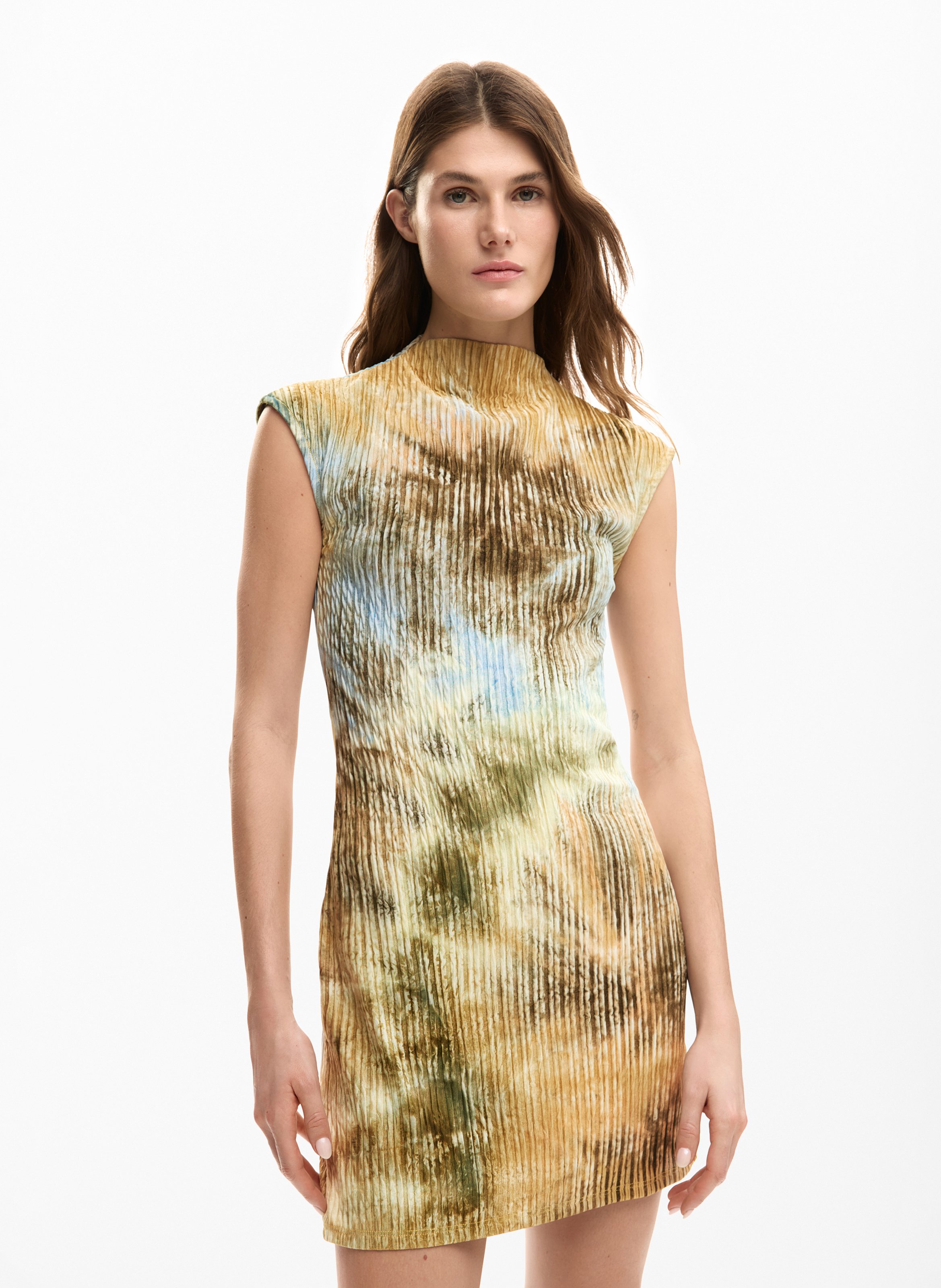 Robe courte imprimée col montant DESIGUAL Marron