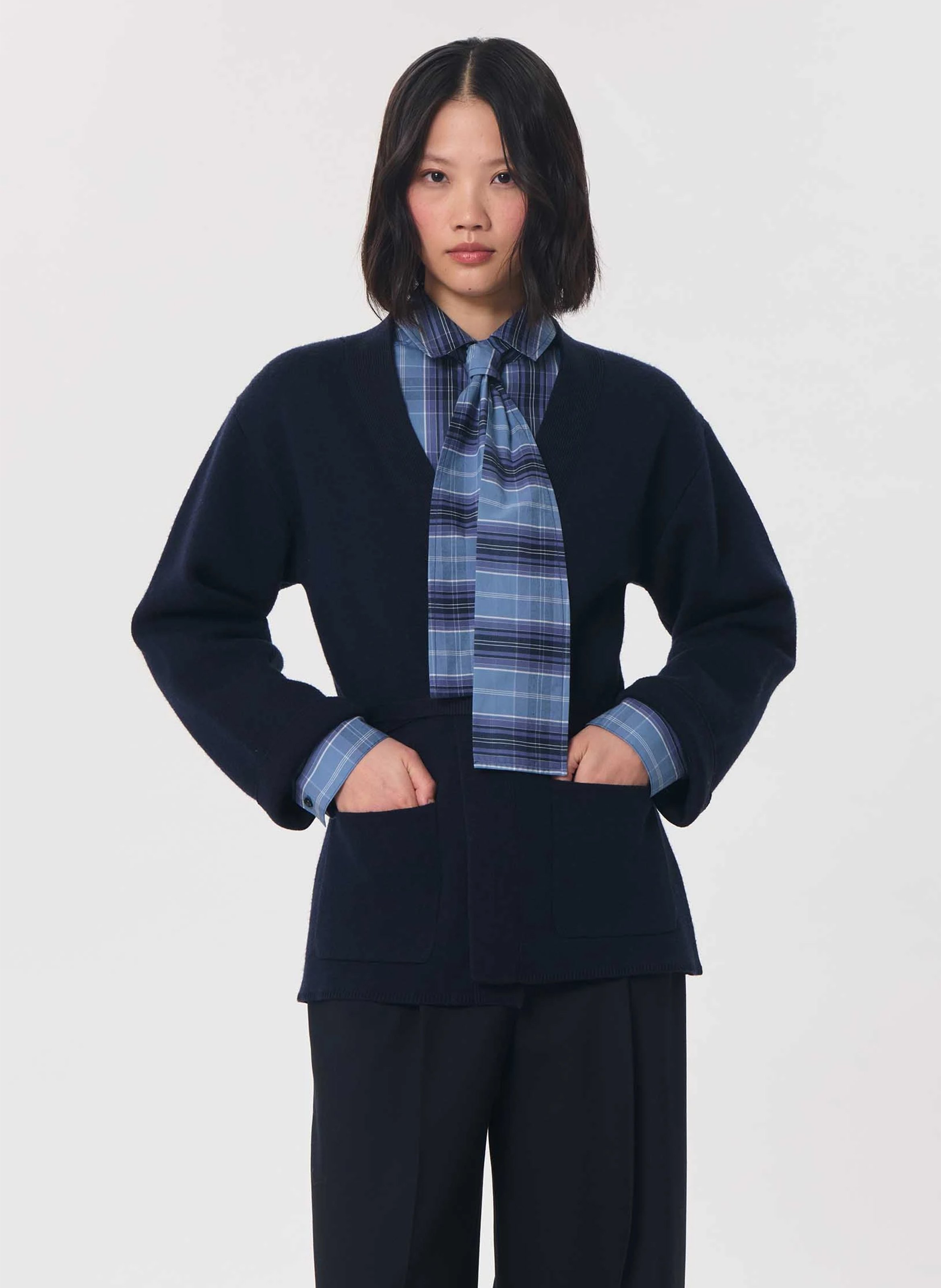 Lange Wickelstrickjacke aus Wollmischung TARA JARMON Blau