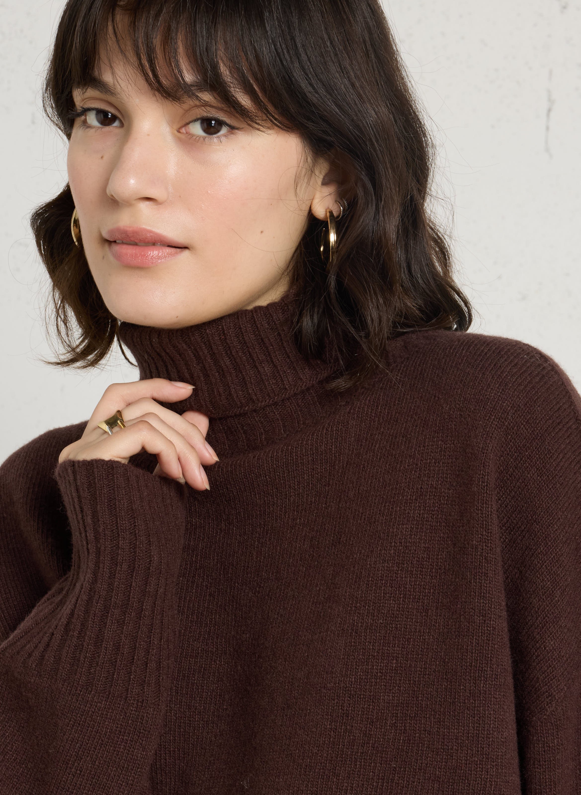 Weiter Rollkragenpullover aus Wolle HOD PARIS Braun