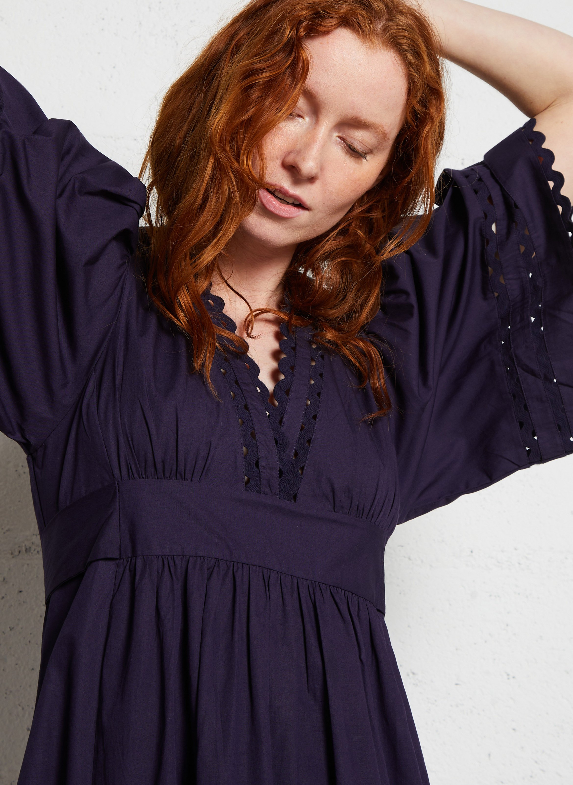 Langes Spitzenkleid aus Baumwolle ANTIK BATIK Blau