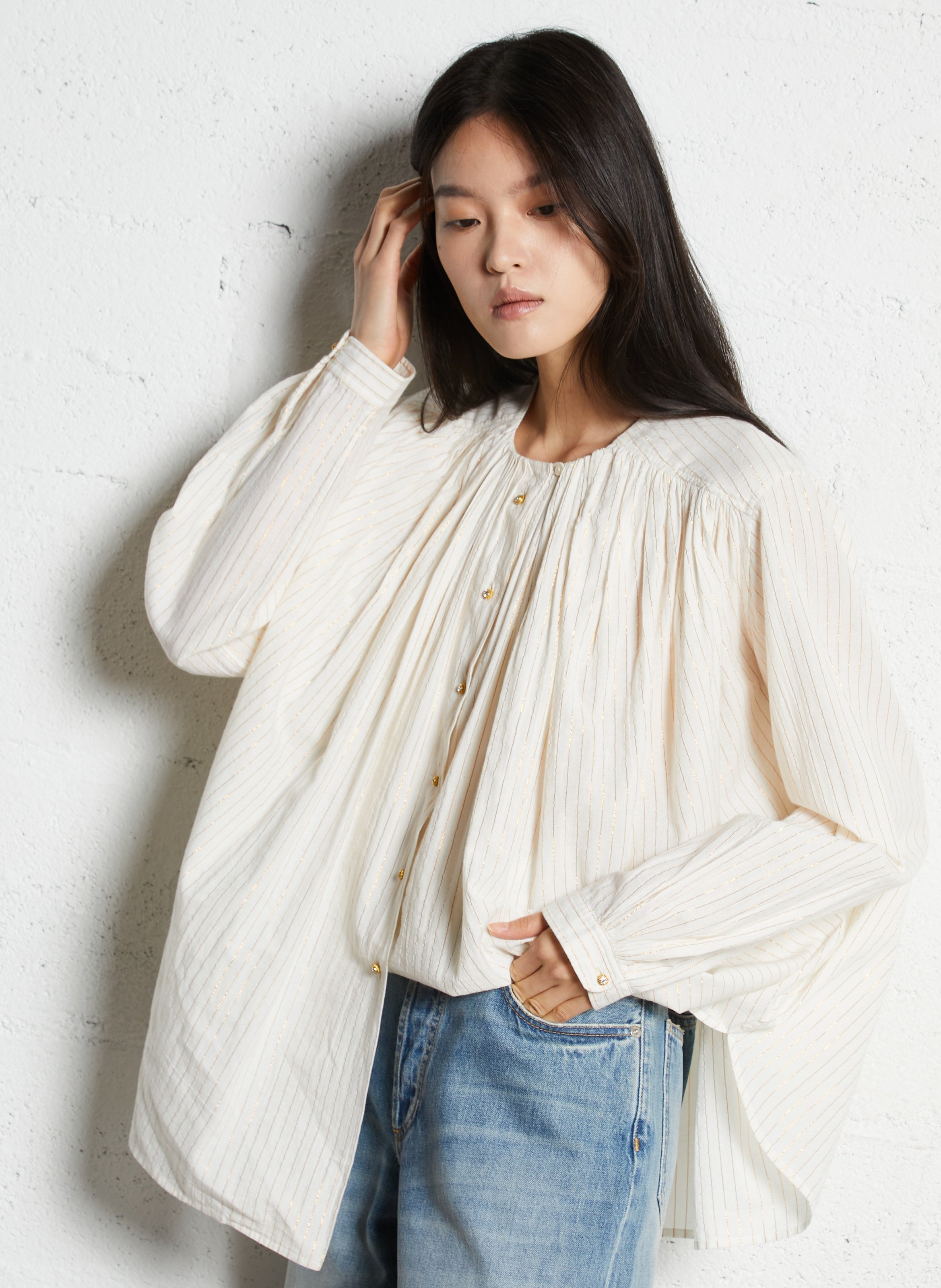 Capri - Einfarbige Oversize-Bluse LAURENCE BRAS Golden