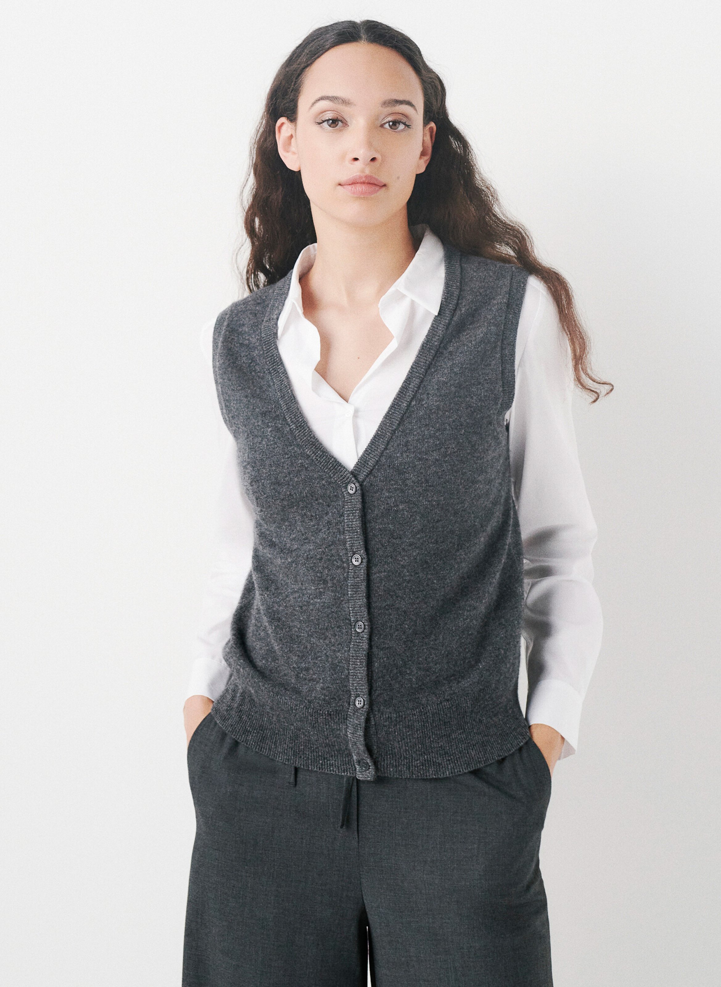 Gilet col V en laine mélangée CAROLL Grey