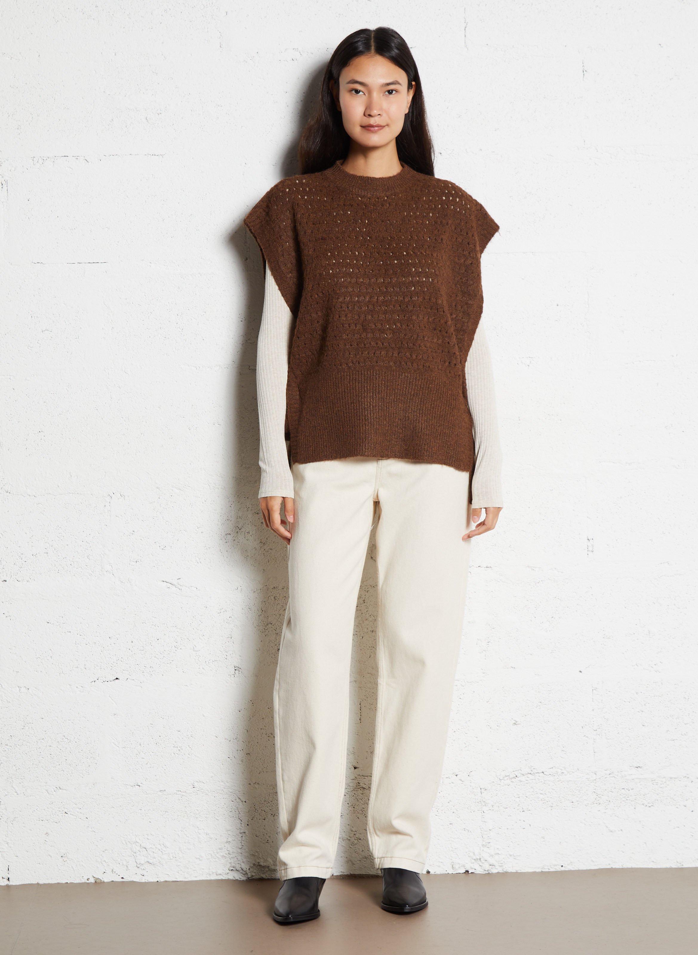 Weiter Pullover mit Rundhalsausschnitt THE KORNER Braun