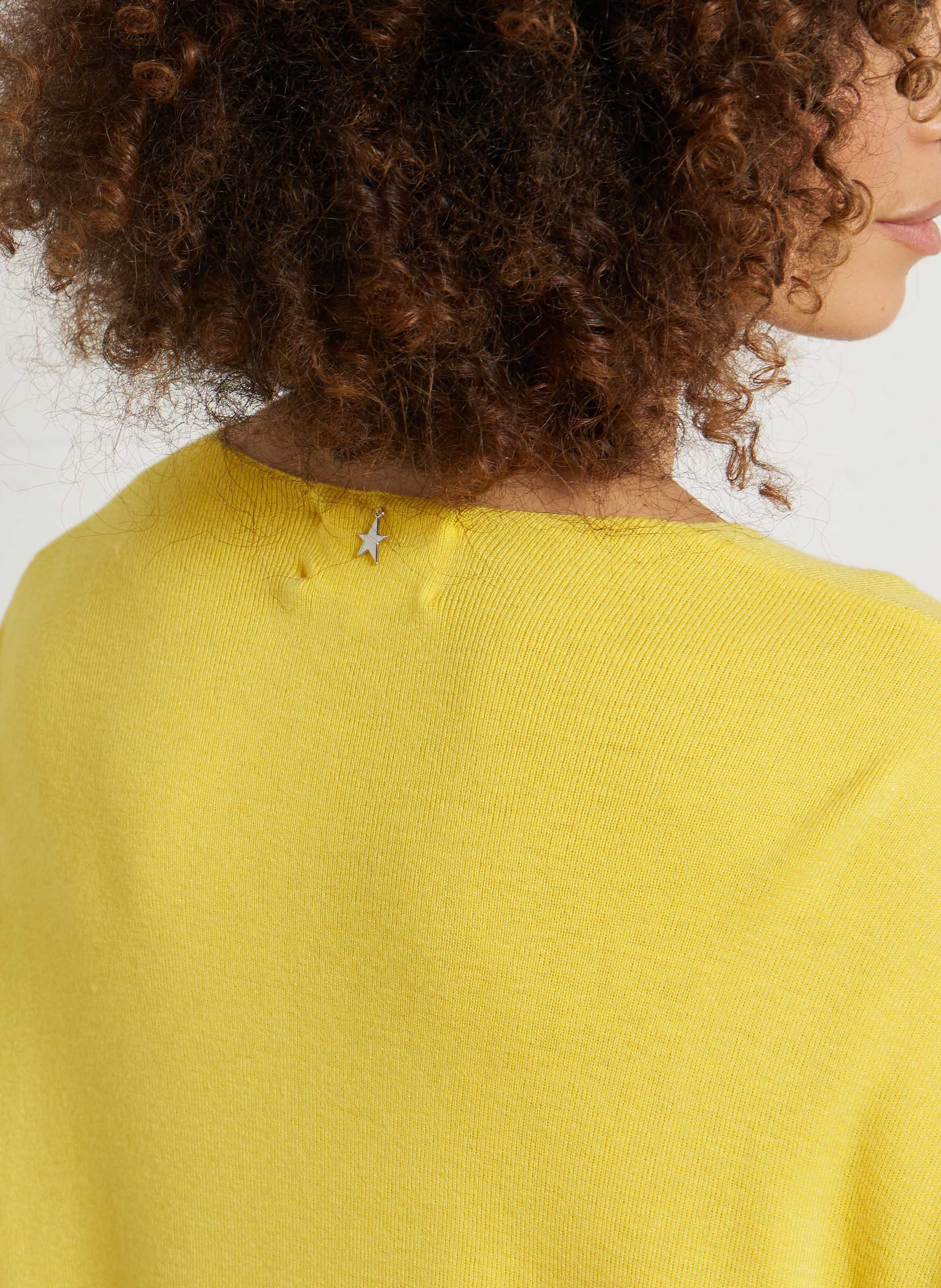 V-neck straight-cut sweater SUD EXPRESS Yellow