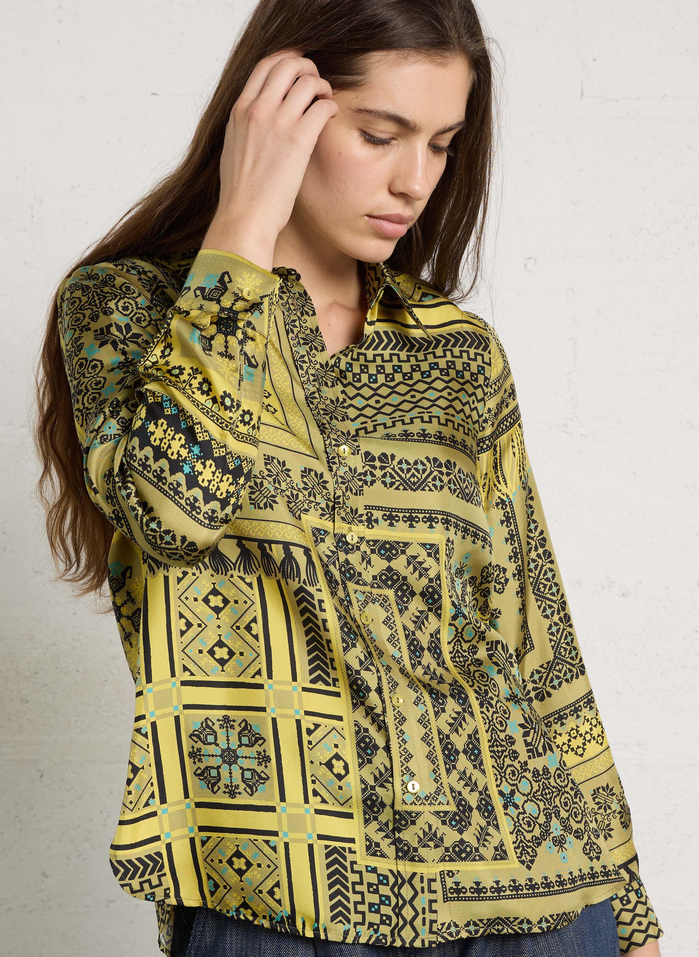 Oversized classic collar silk printed shirt MOMONI Yellow