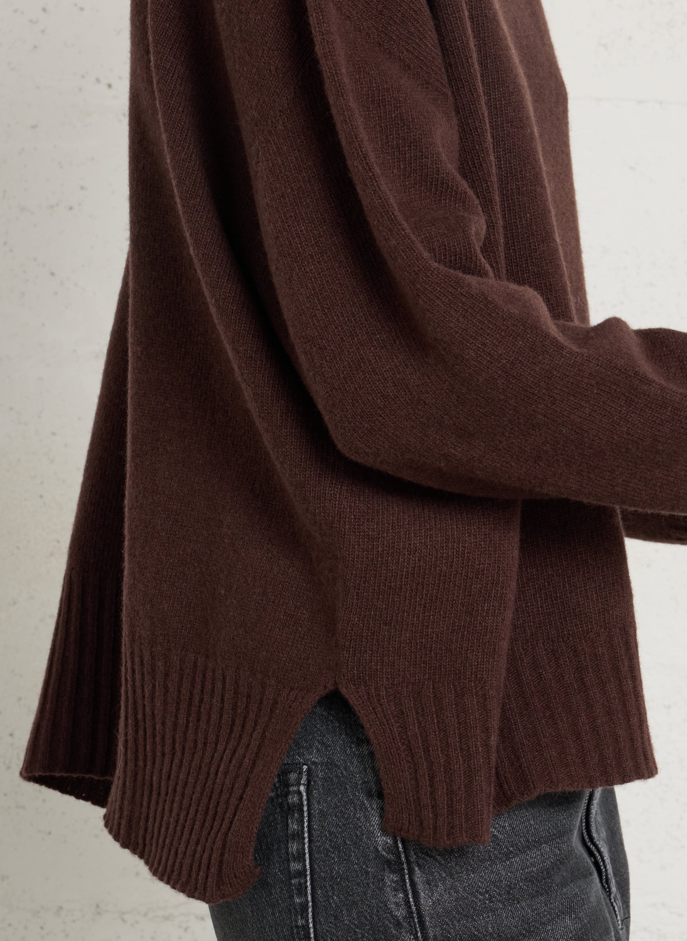 Weiter Rollkragenpullover aus Wolle HOD PARIS Braun