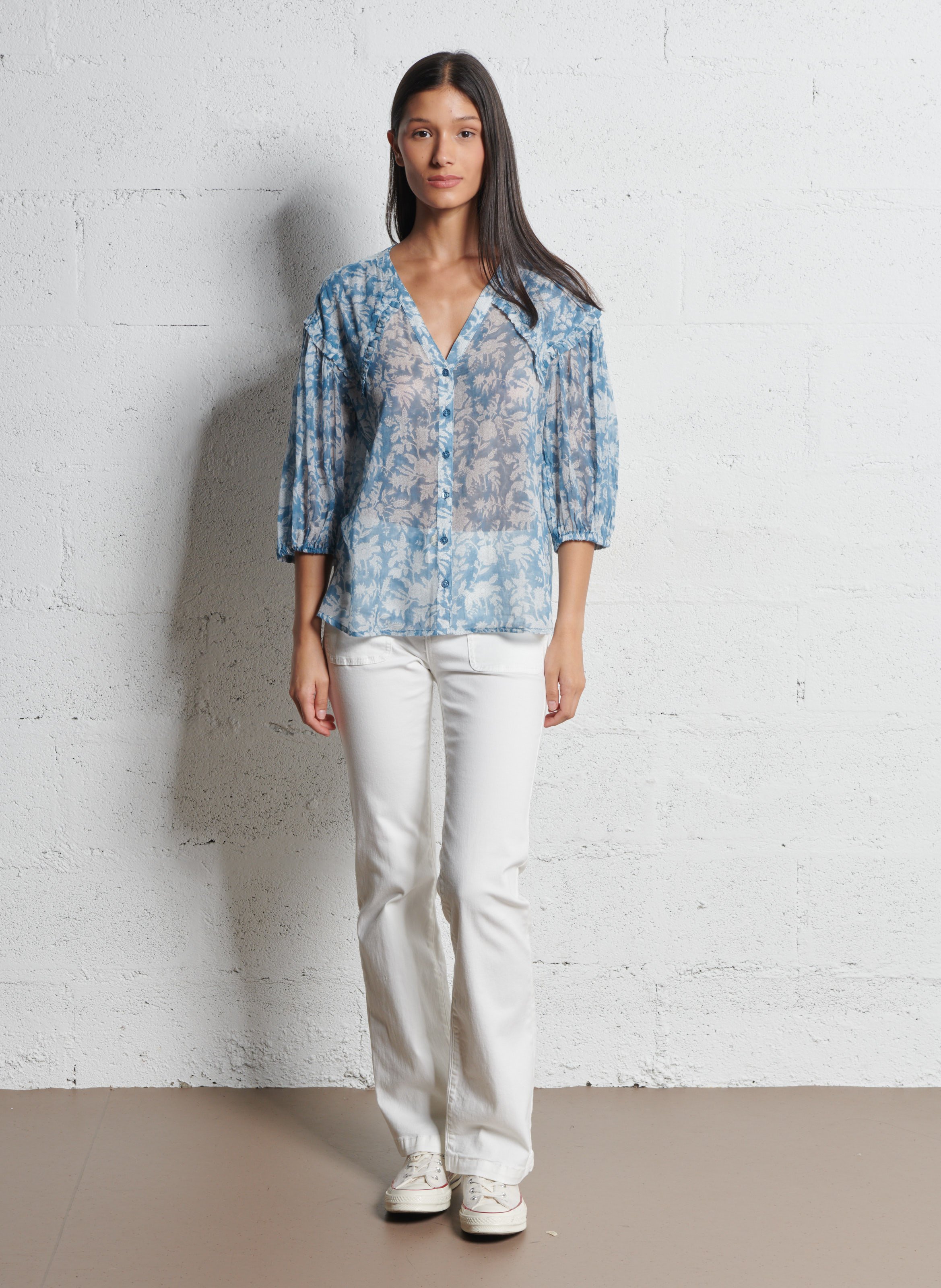 Cotton V-neck shirt MAISON 123 Blue