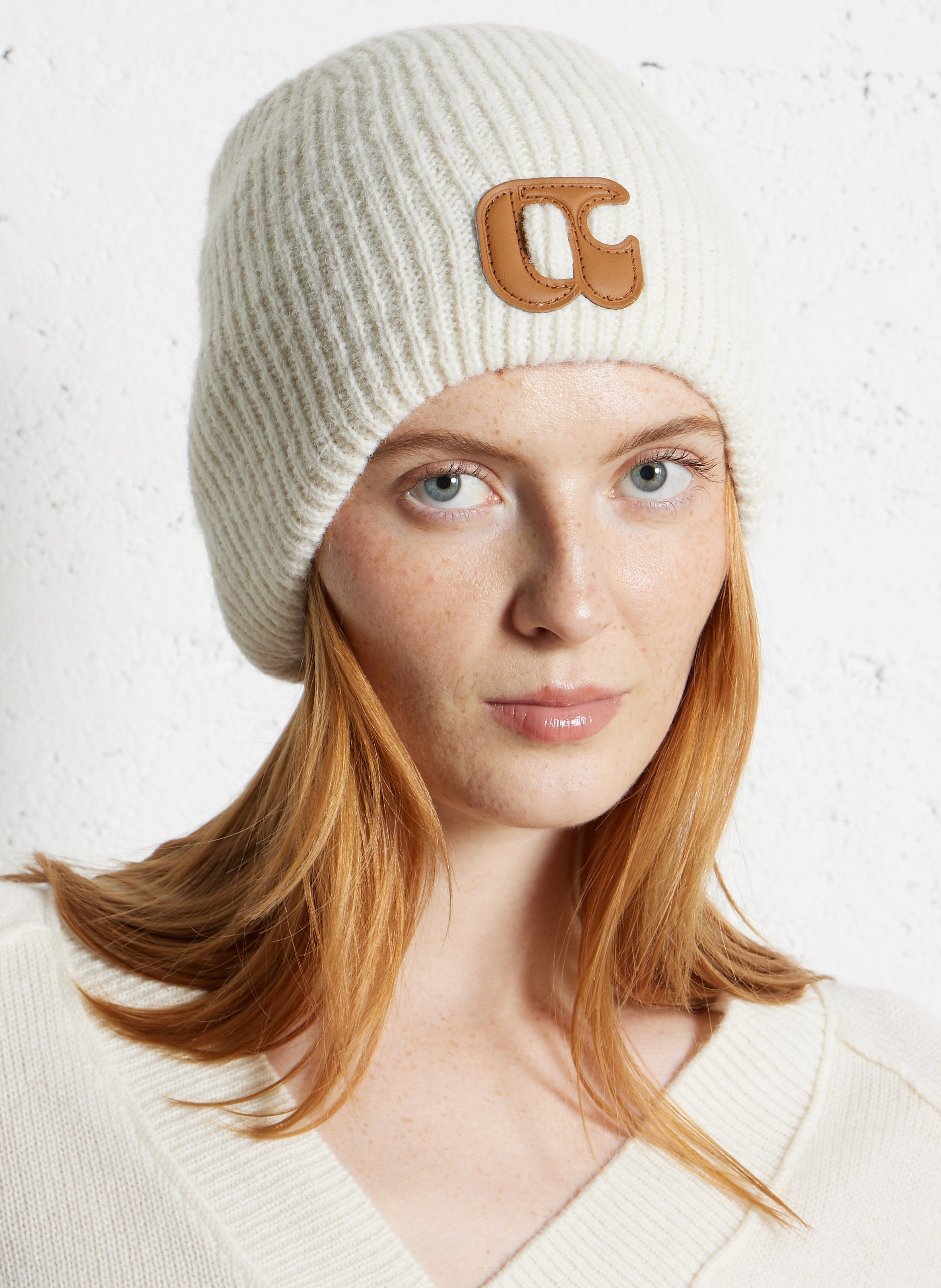 Effen muts van tricot LE TEMPS DES CERISES