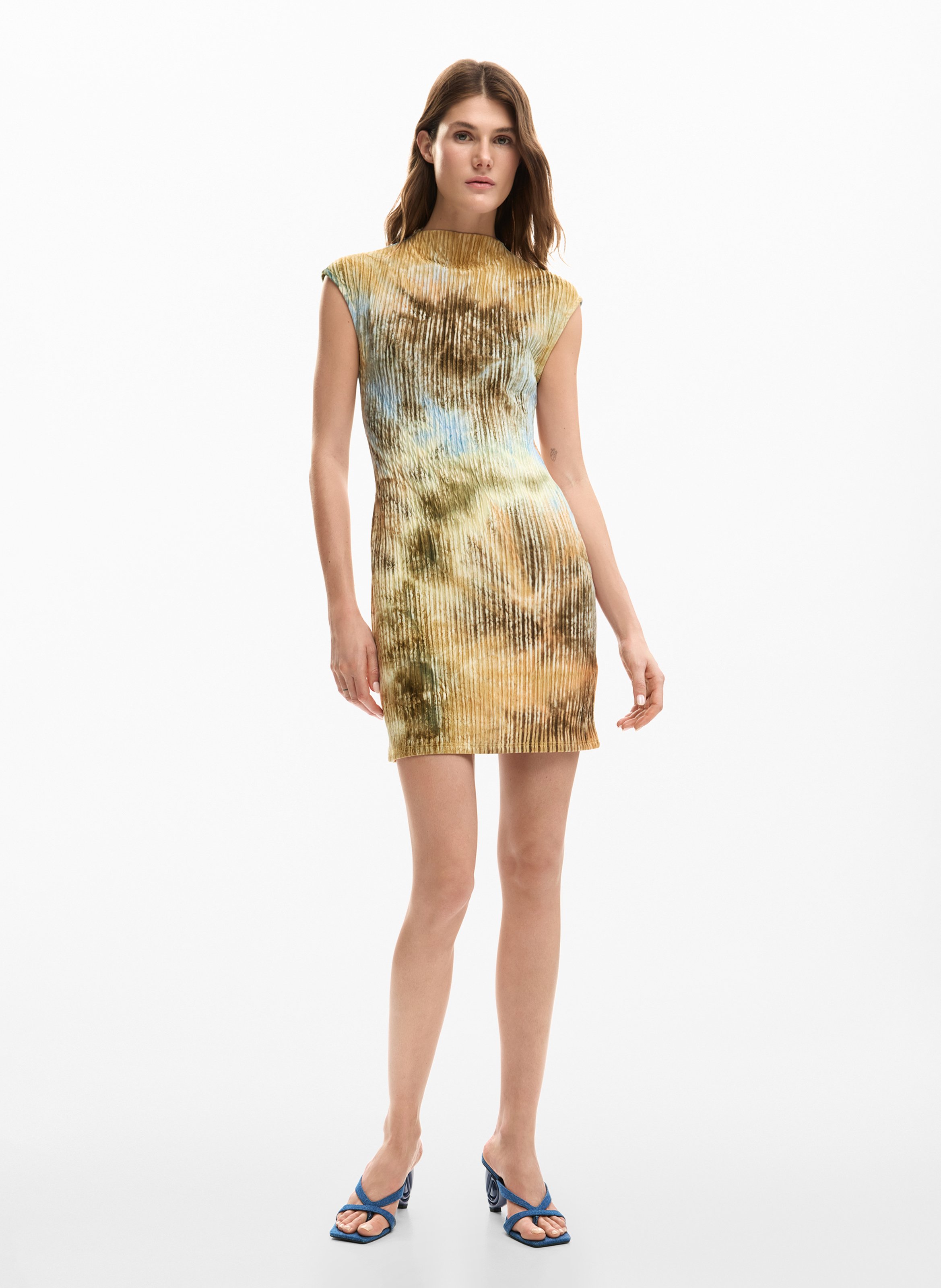 Robe courte imprimée col montant DESIGUAL Marron