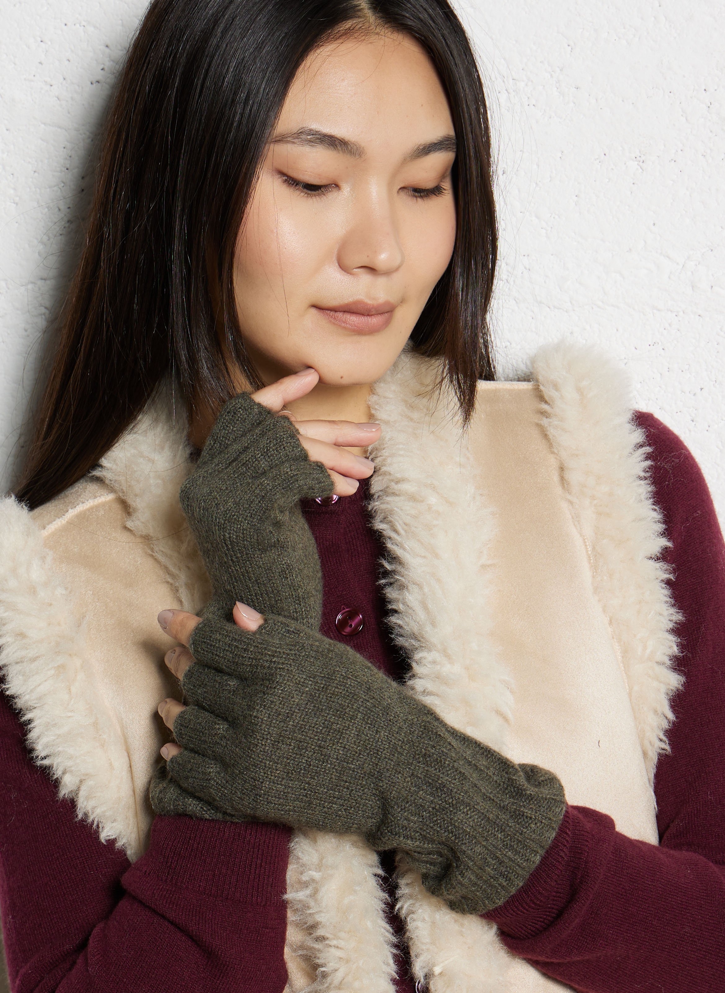 Einfarbige Kaschmir-Handschuhe MAISON 123