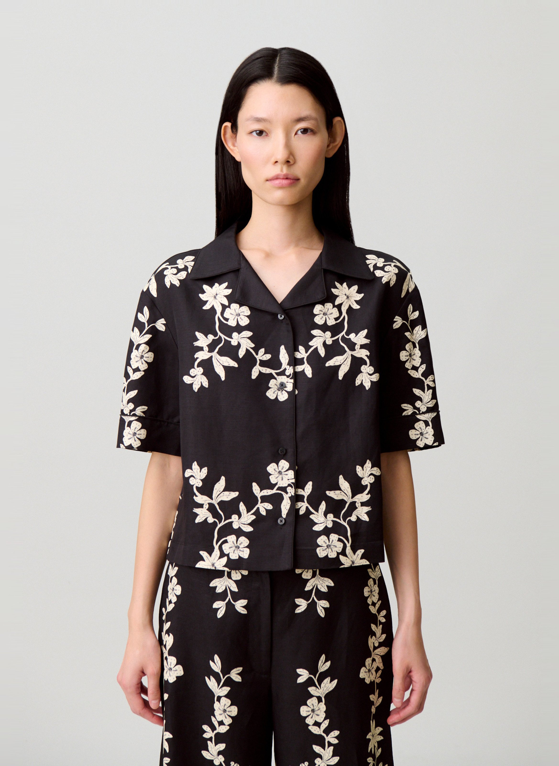 Shirt with straight cut and tailored collar, printed CLAUDIE PIERLOT Multicolored