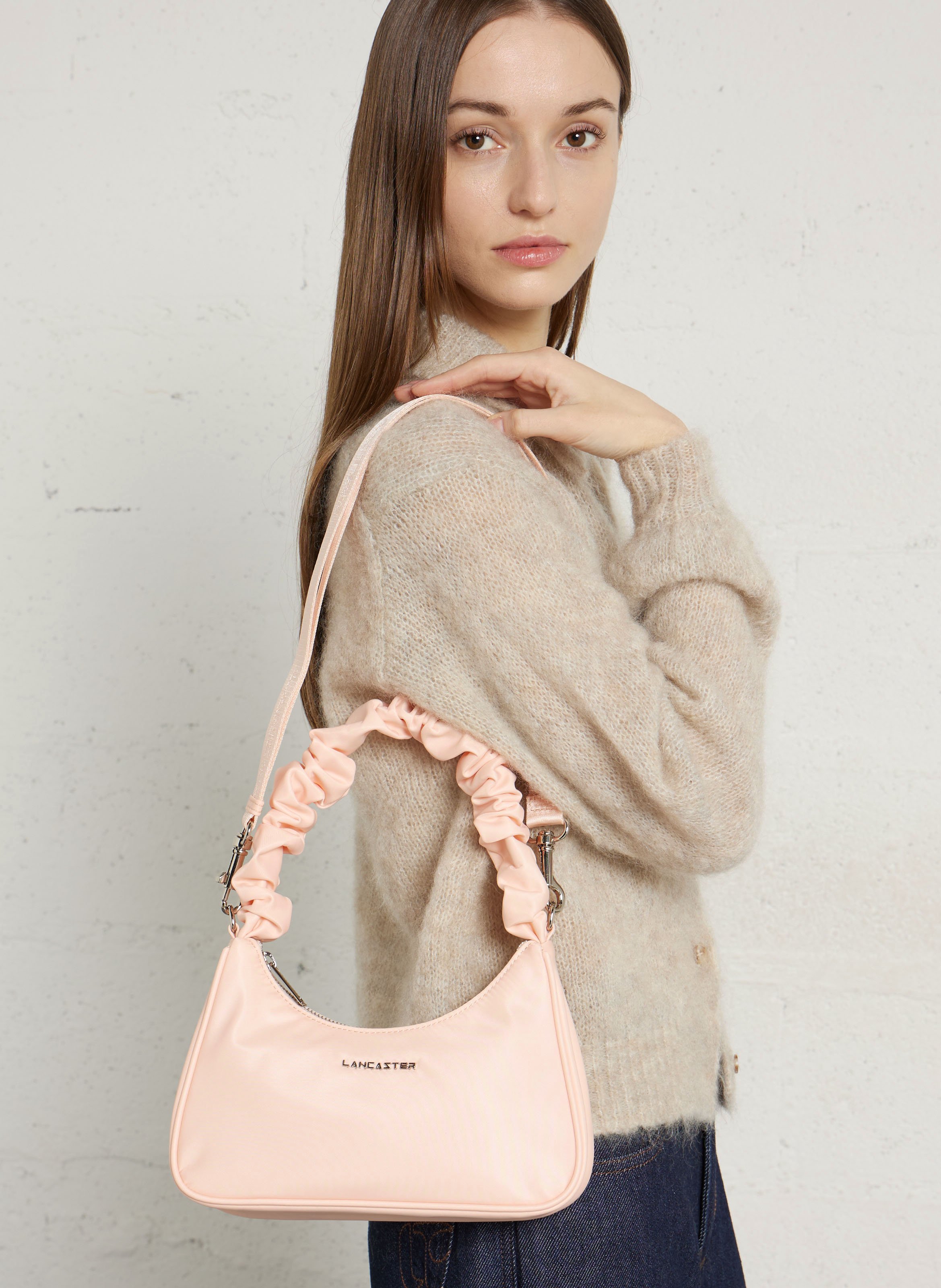Sac baguette porté épaule  LANCASTER PARIS Rose