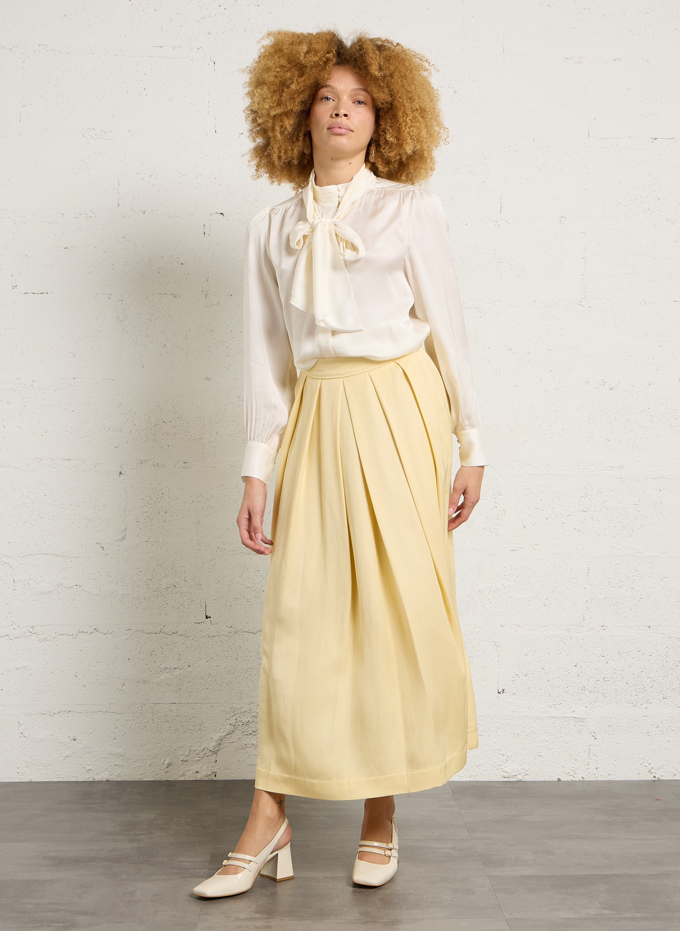 Heeled patent leather Mary Janes COSMOPARIS Beige