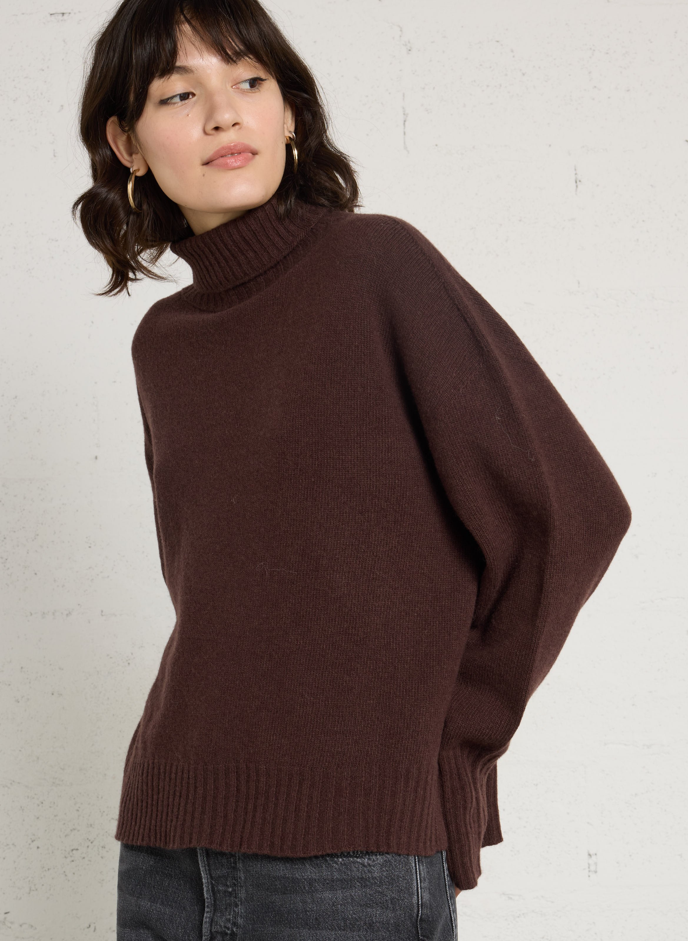 Weiter Rollkragenpullover aus Wolle HOD PARIS Braun