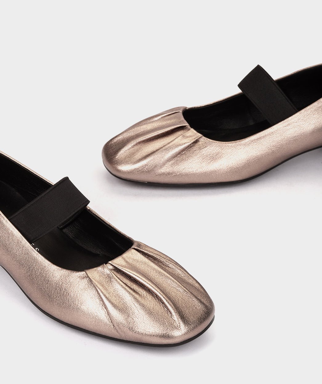 Metallic heeled shoes PEDRO MIRALLES Golden