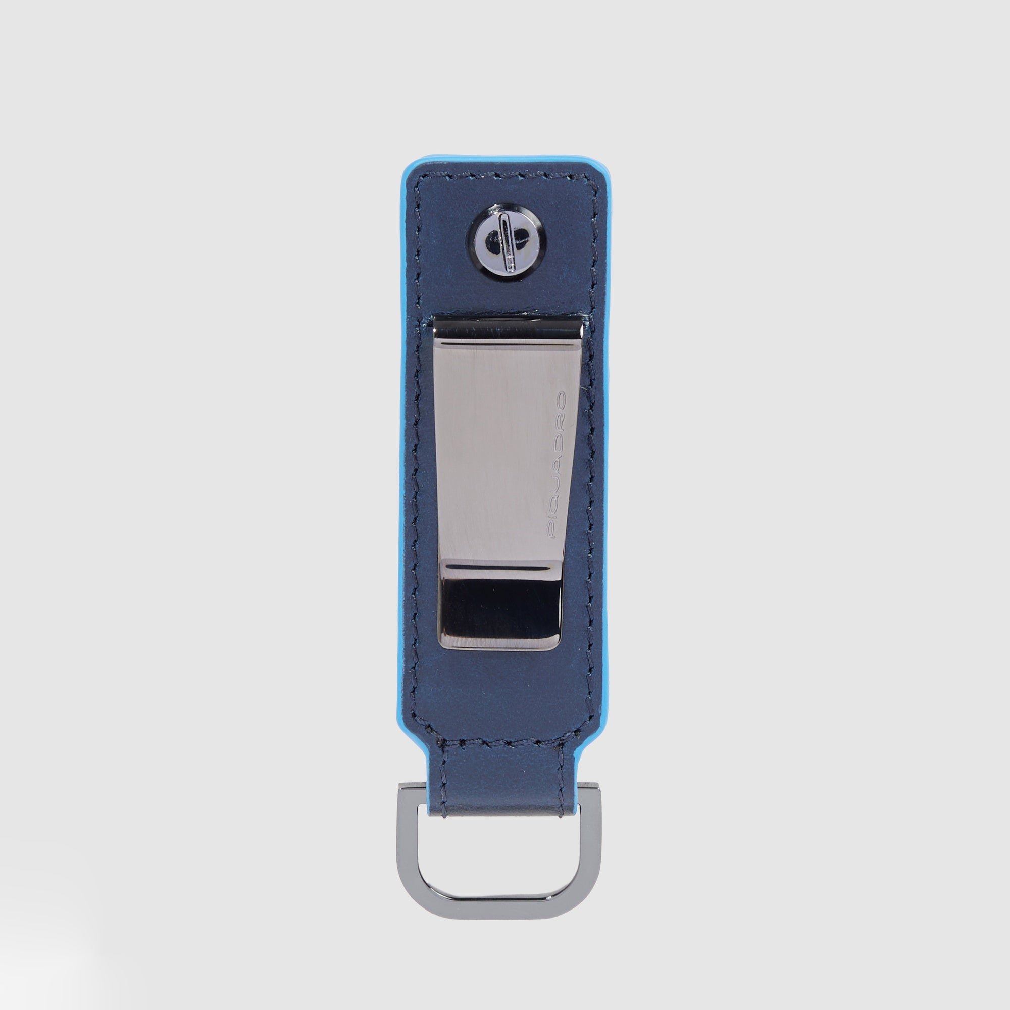 en attente de savoir si c'est à référencer PIQUADRO Blue