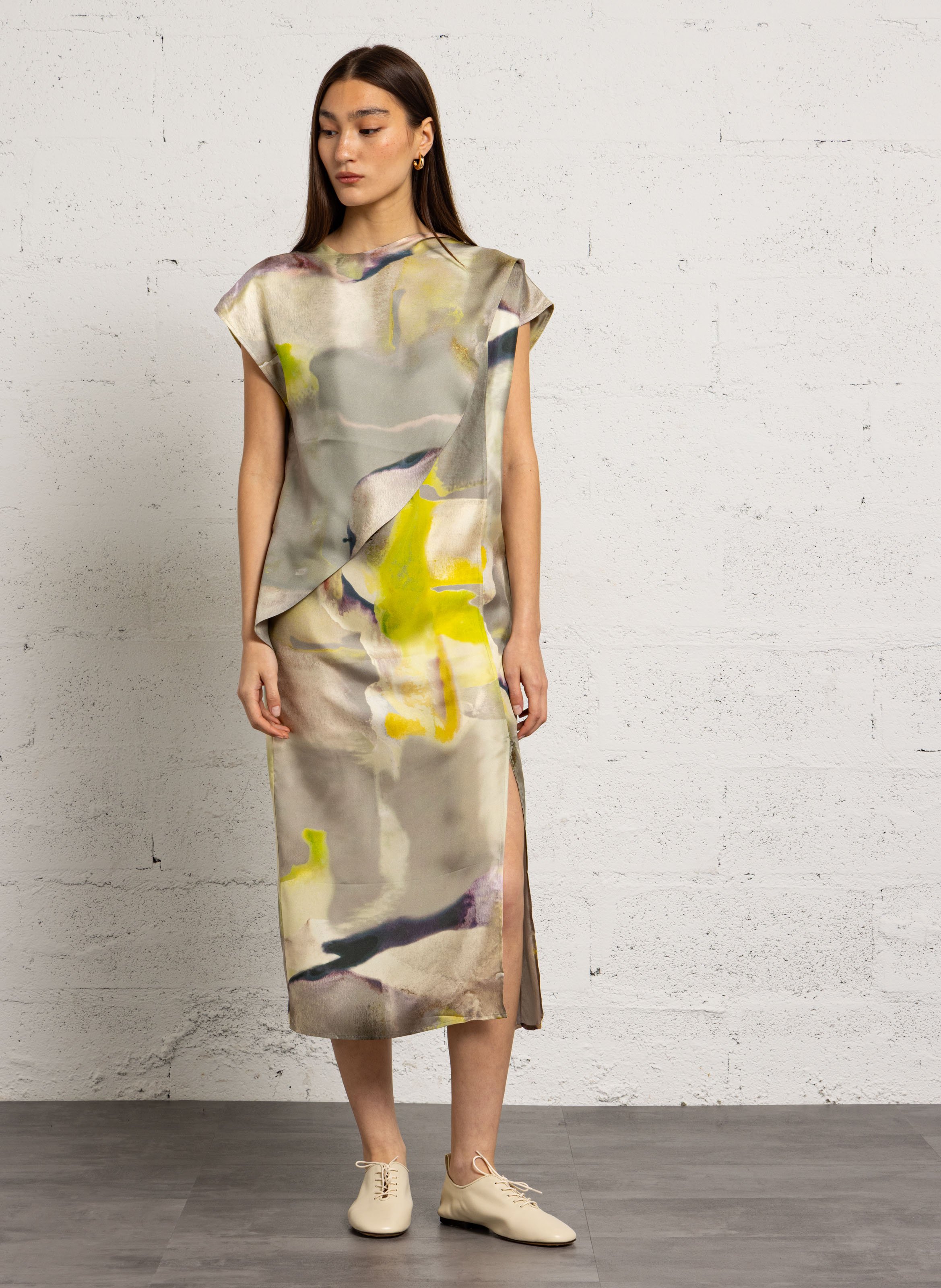 Midi-Kleid mit Seidenschal-Print SOEUR Gelb