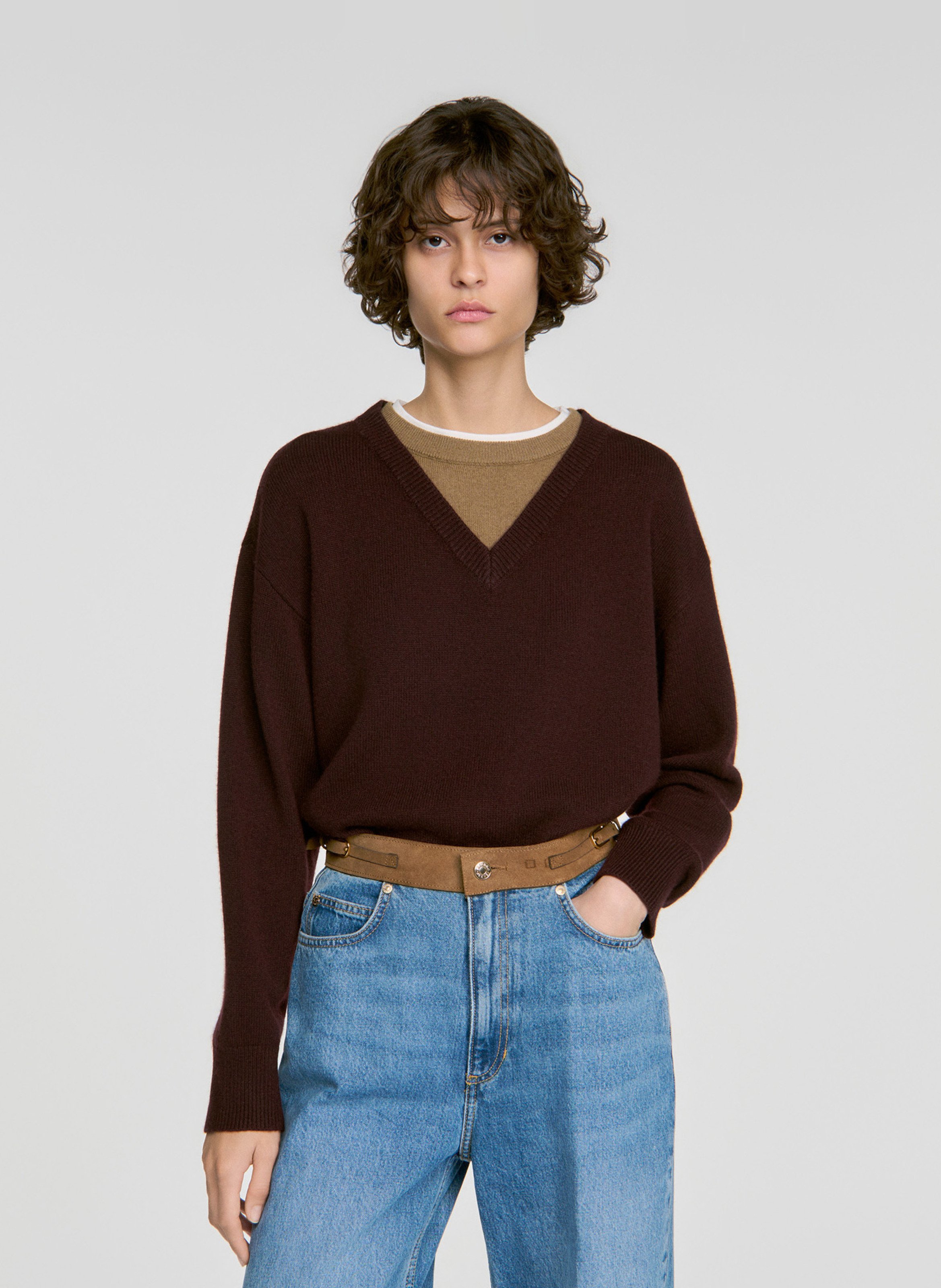 Pullover aus Wollmix mit V-Ausschnitt SANDRO Rot