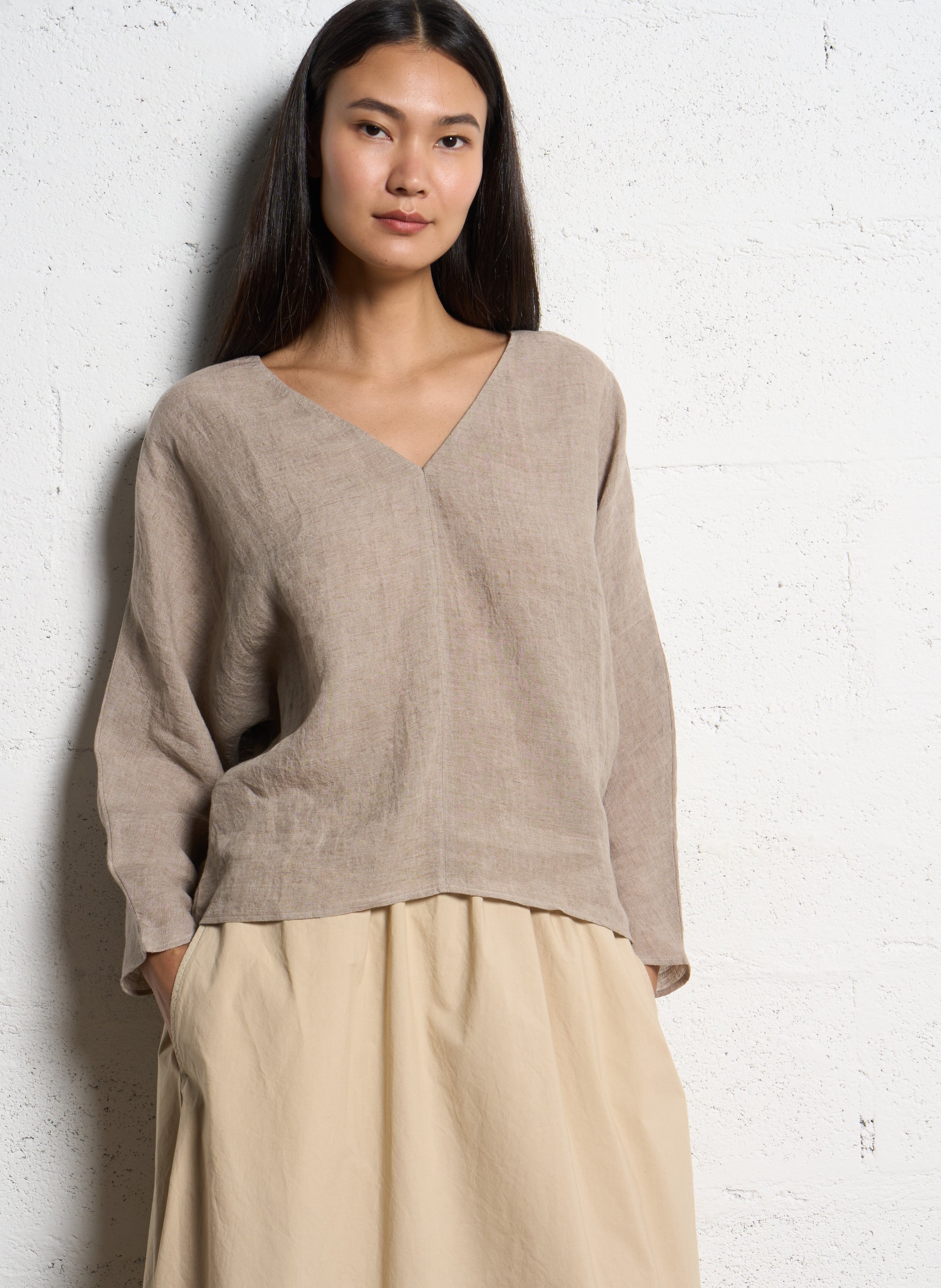 V-neck linen top MASSCOB