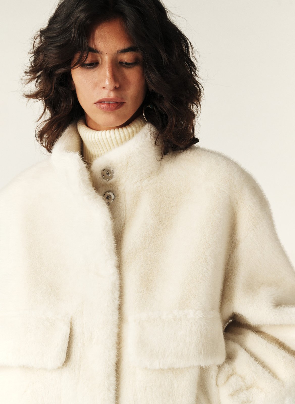 Veste ample col montant en fourrure synthétique BA&SH Beige