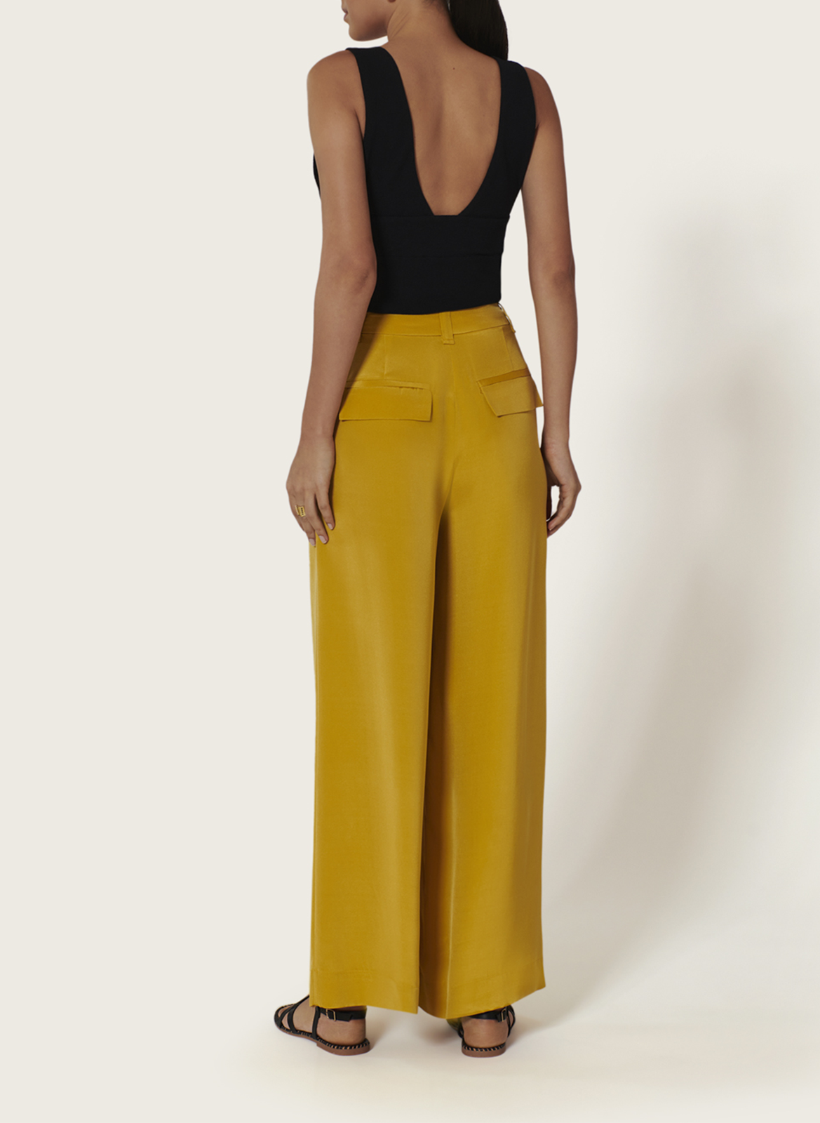 Wijde broek van gemengde zijde KARMA KOMA Geel