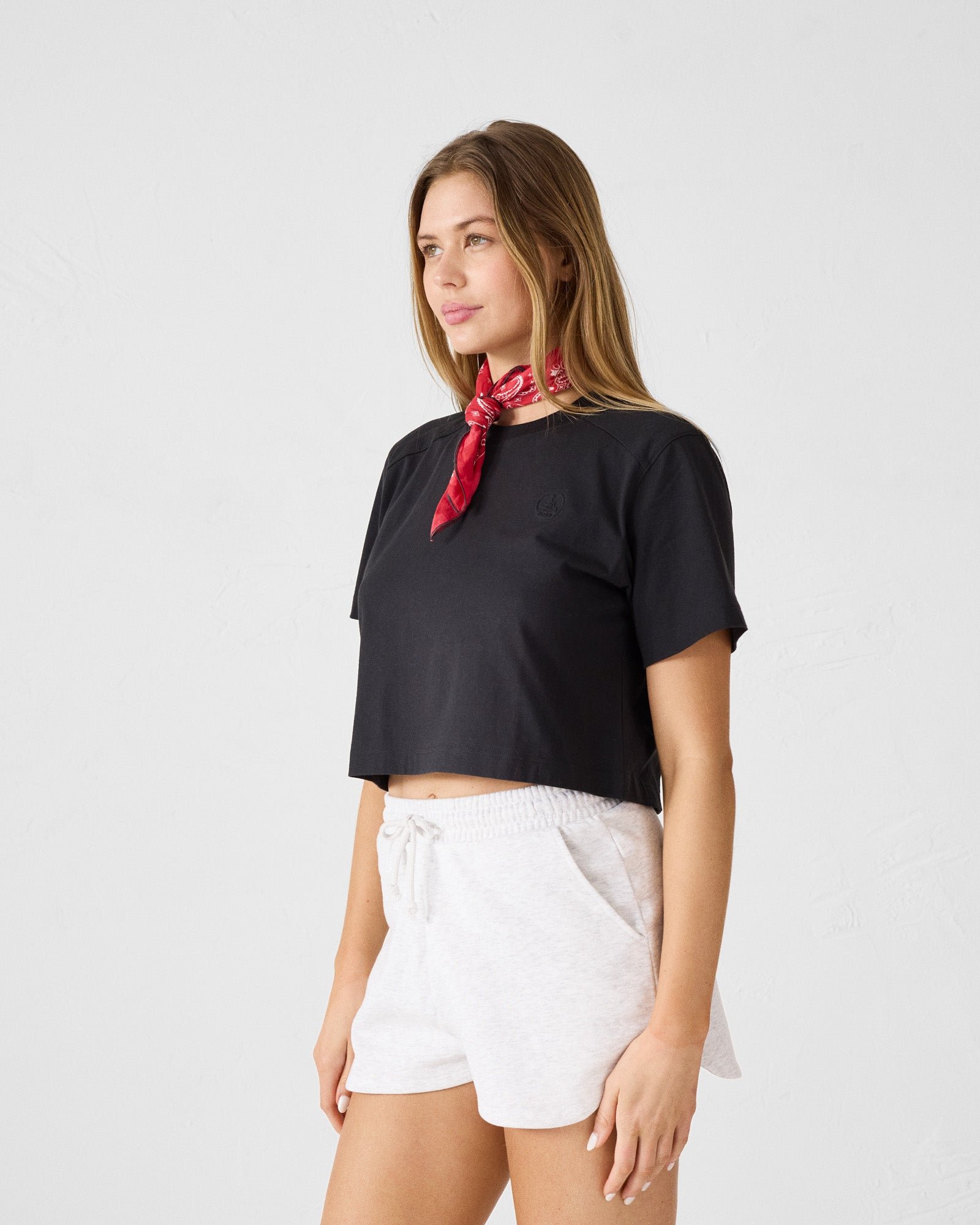 Round neck cotton t-shirt Mazu JOTT Black