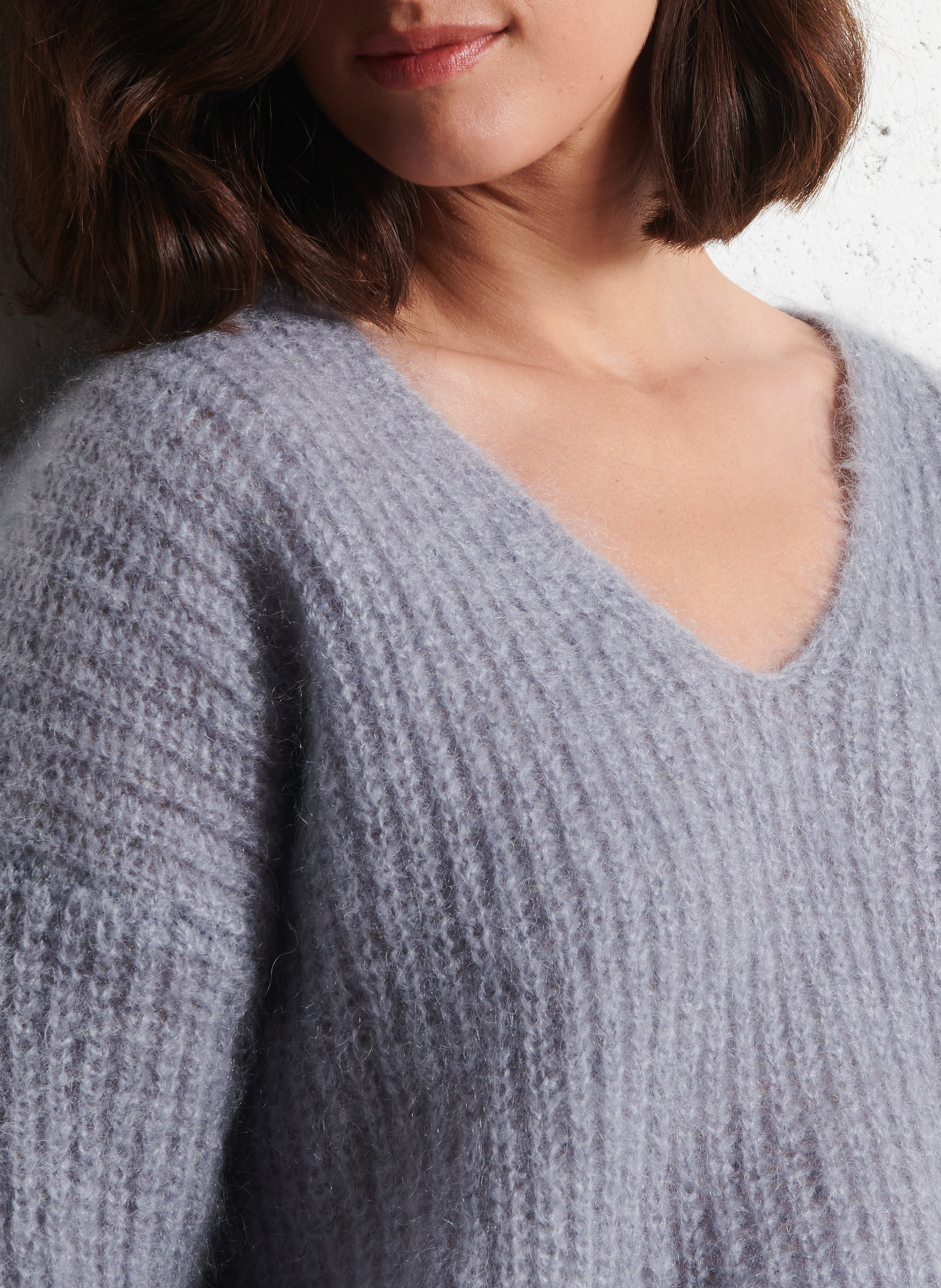 Pull col V en laine mélangée DES PETITS HAUTS Gris