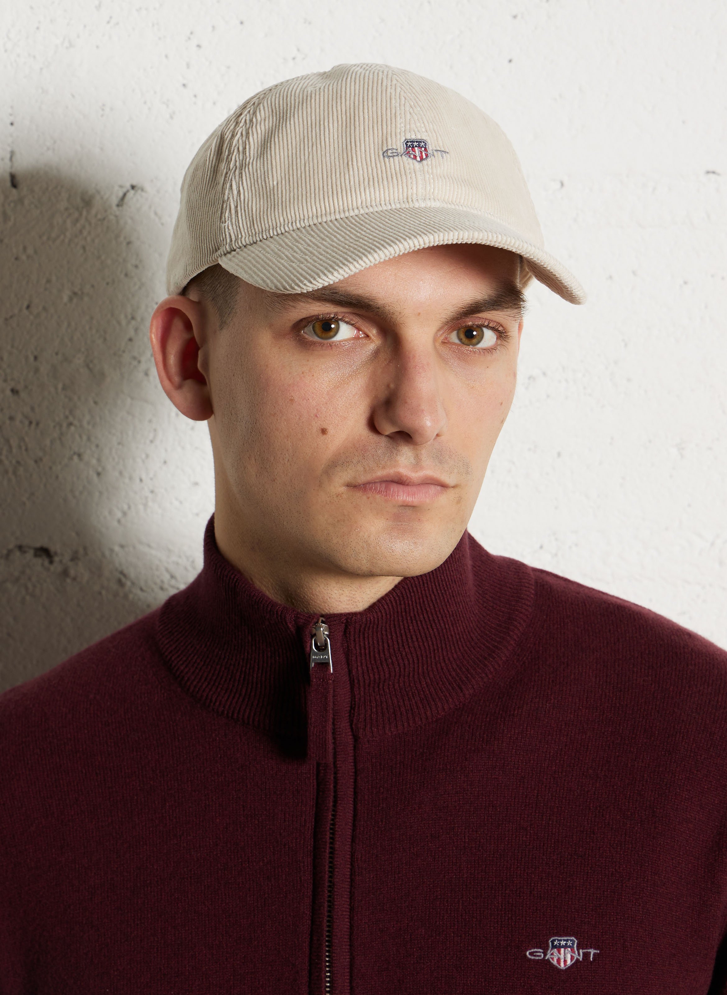 Corduroy cap GANT Beige