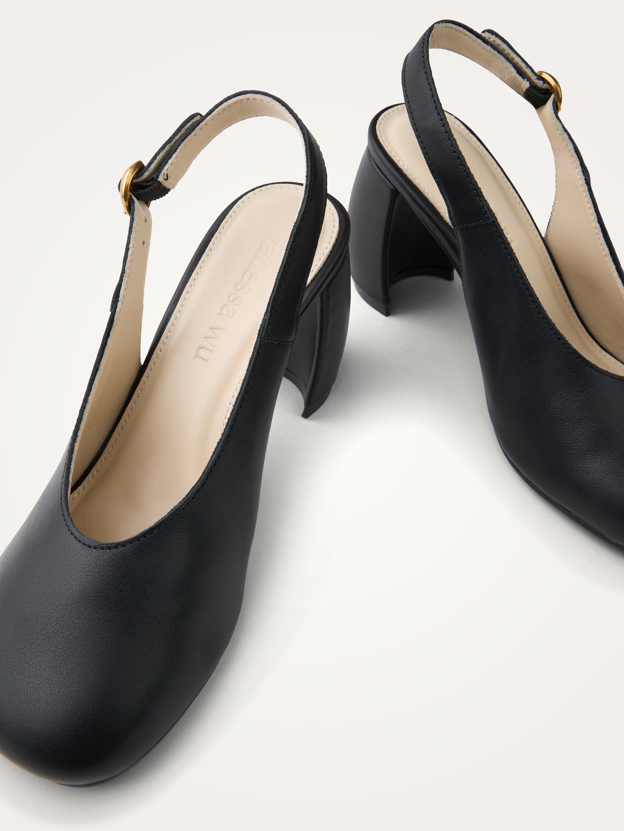 Slingback patent leather pumps with half-moon heel VANESSA WU Black