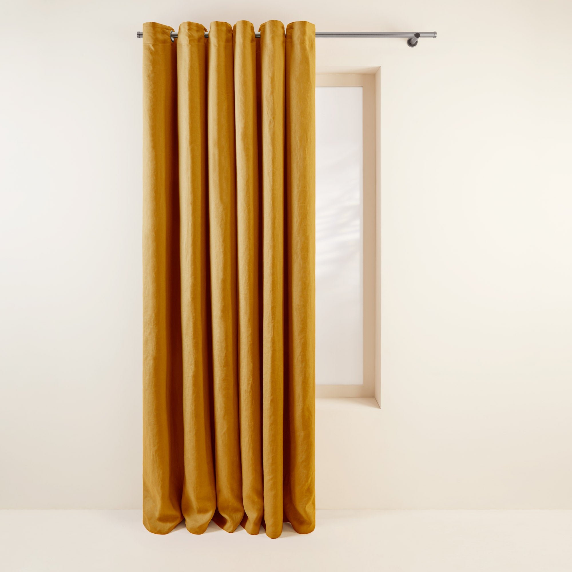 Lined black-out curtain with eyelets MADURA