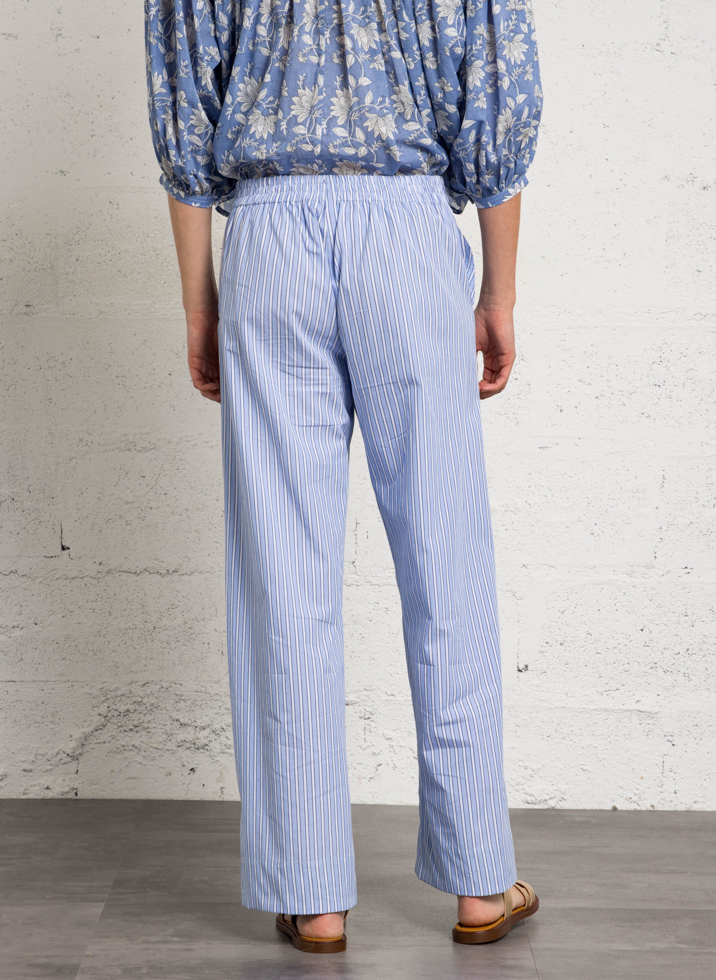 Gerade geschnittene Baumwollhose mit Streifen  BELLA JONES Blau