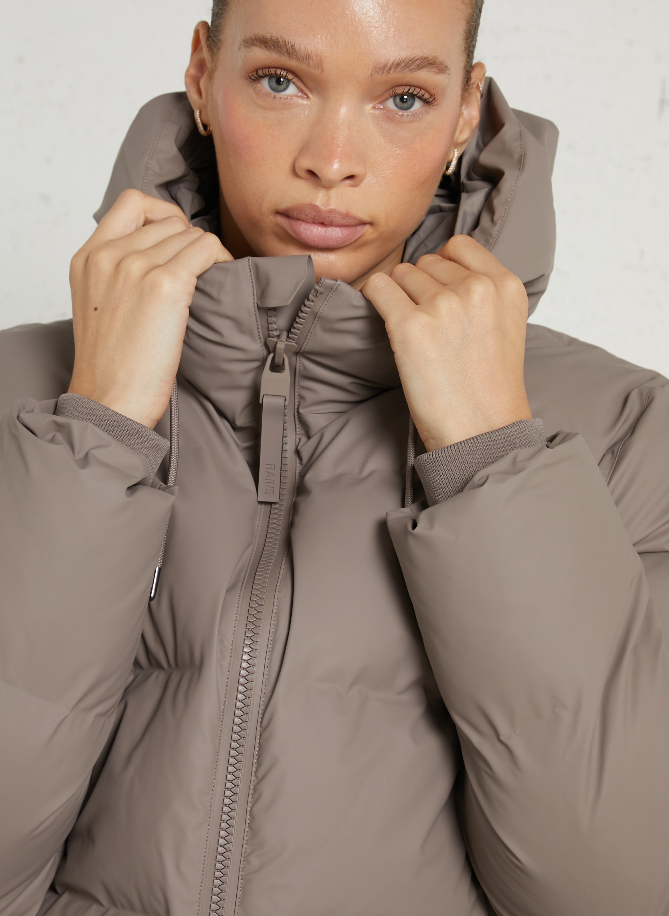 Brookvale Hoody - Daunenjacke RAINS Beige