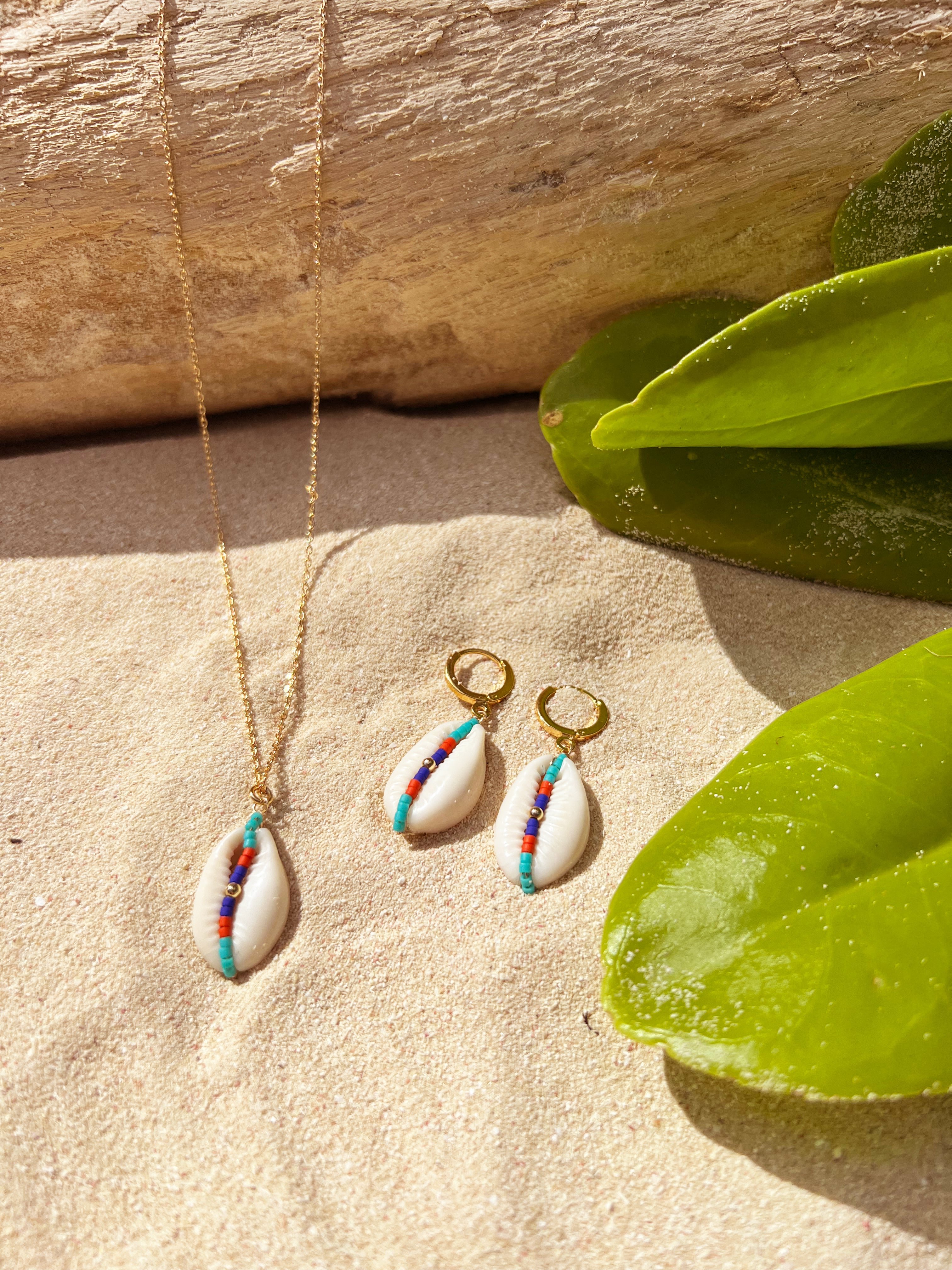 Earrings NILAI Golden