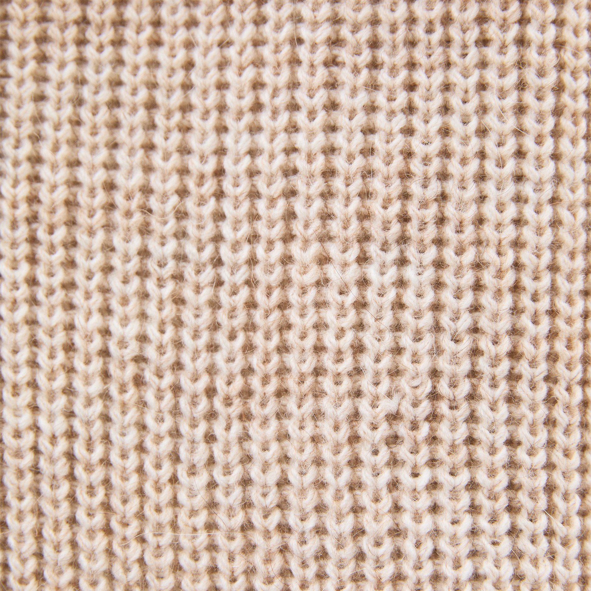 Weiter V-Ausschnitt-Cardigan HUMILITY Weiss