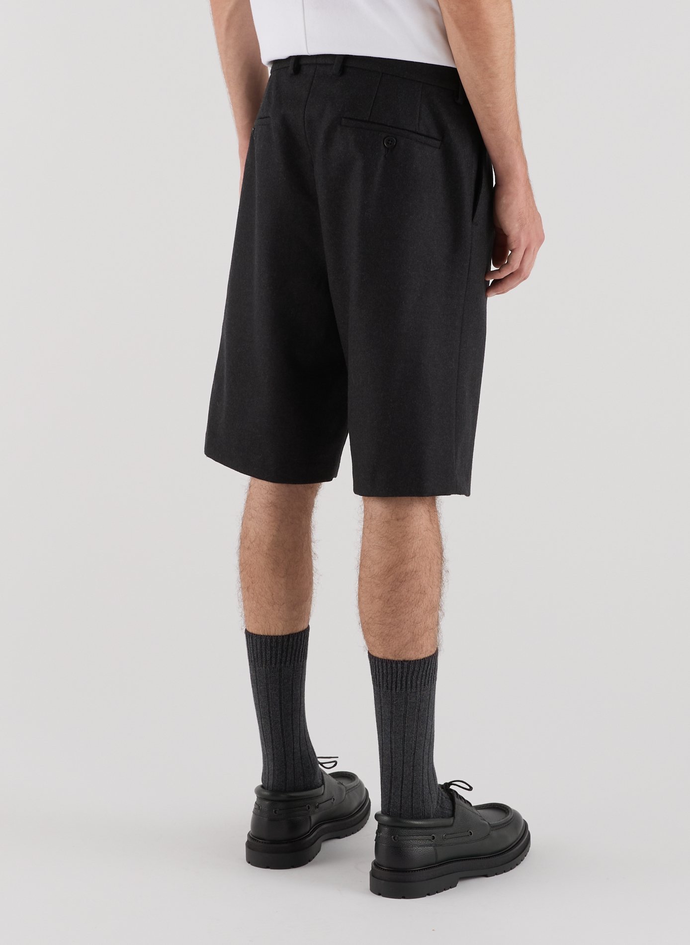 Straight wool Bermuda shorts SAISON 1865 Grey