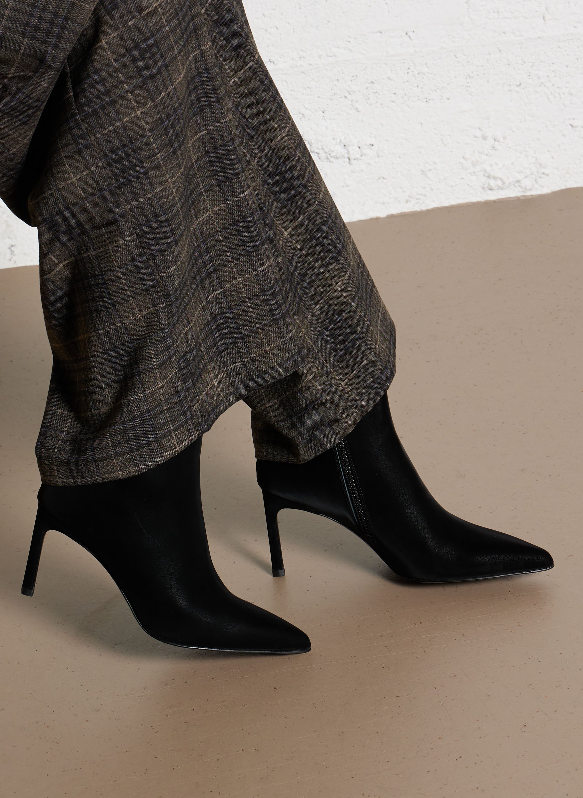 Bottines en cuir MI/MAI Noir