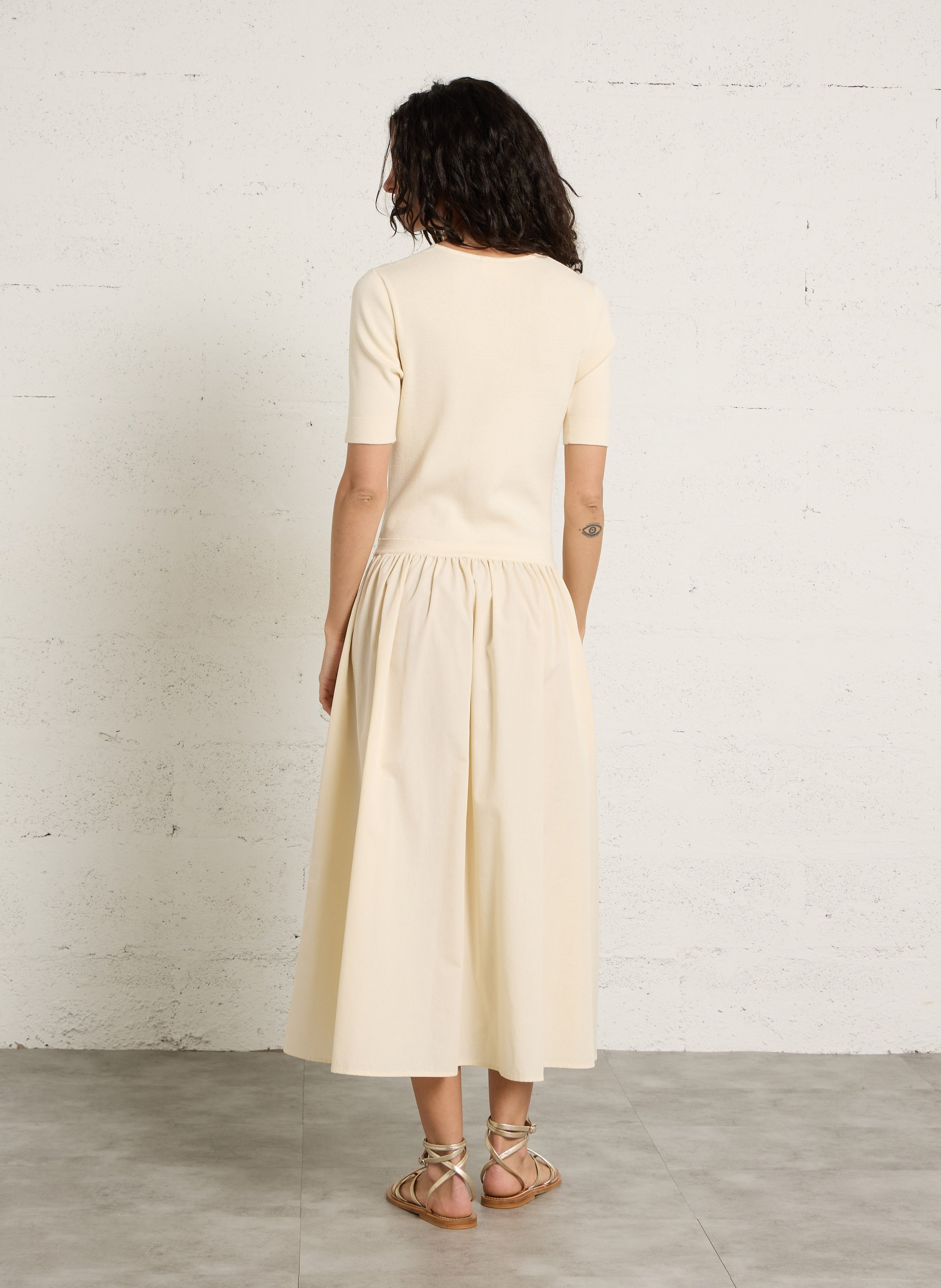 Langes zweifarbiges ausgestelltes Kleid PETITE MENDIGOTE Blau