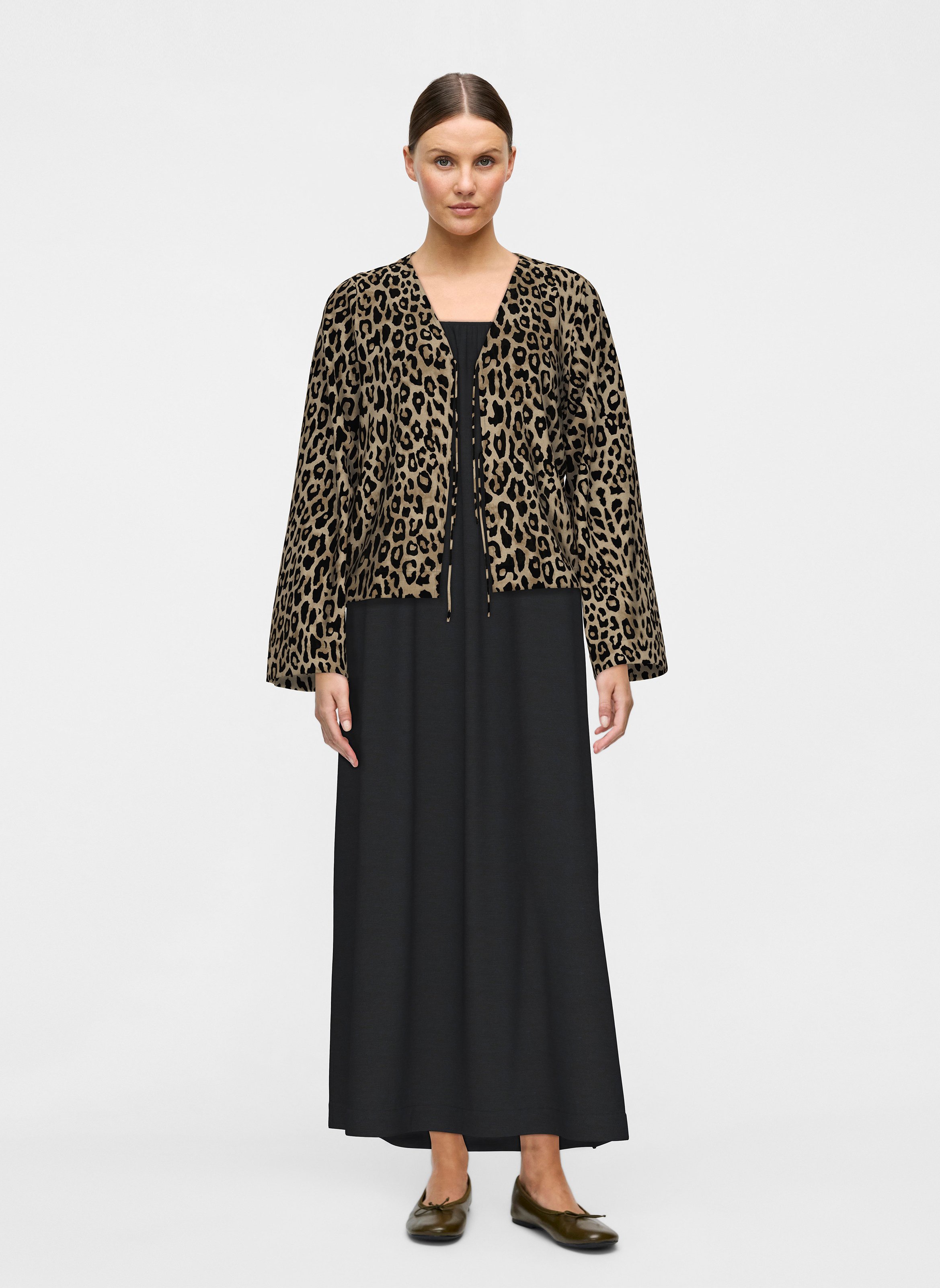 Langes Kleid mit Rundhalsausschnitt VILA Schwarz