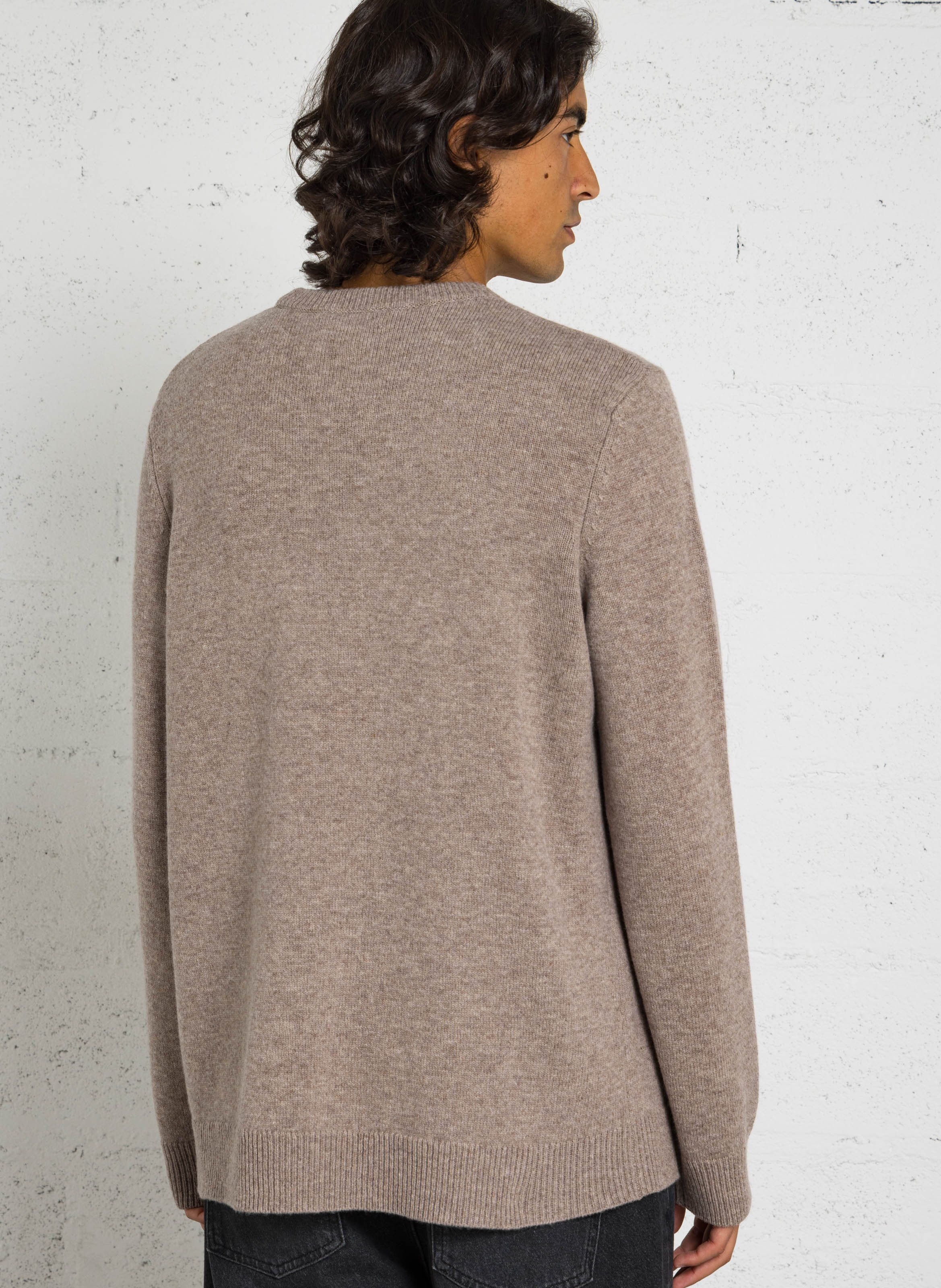 Pull droit col rond en laine  MAJESTIC FILATURES Marron